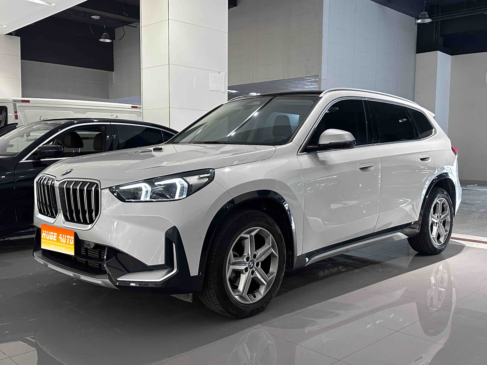 MY2023 BMW X1 sDrive20Li X Design Package