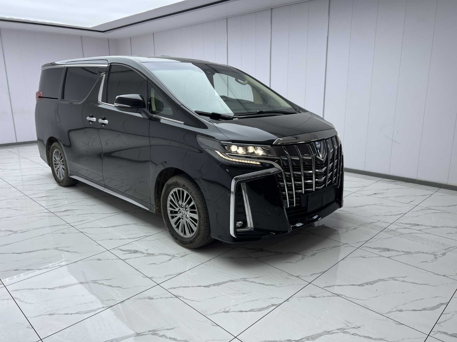 MY2023 Alphard Hybrid 2.5L Excellent Gold Edition
