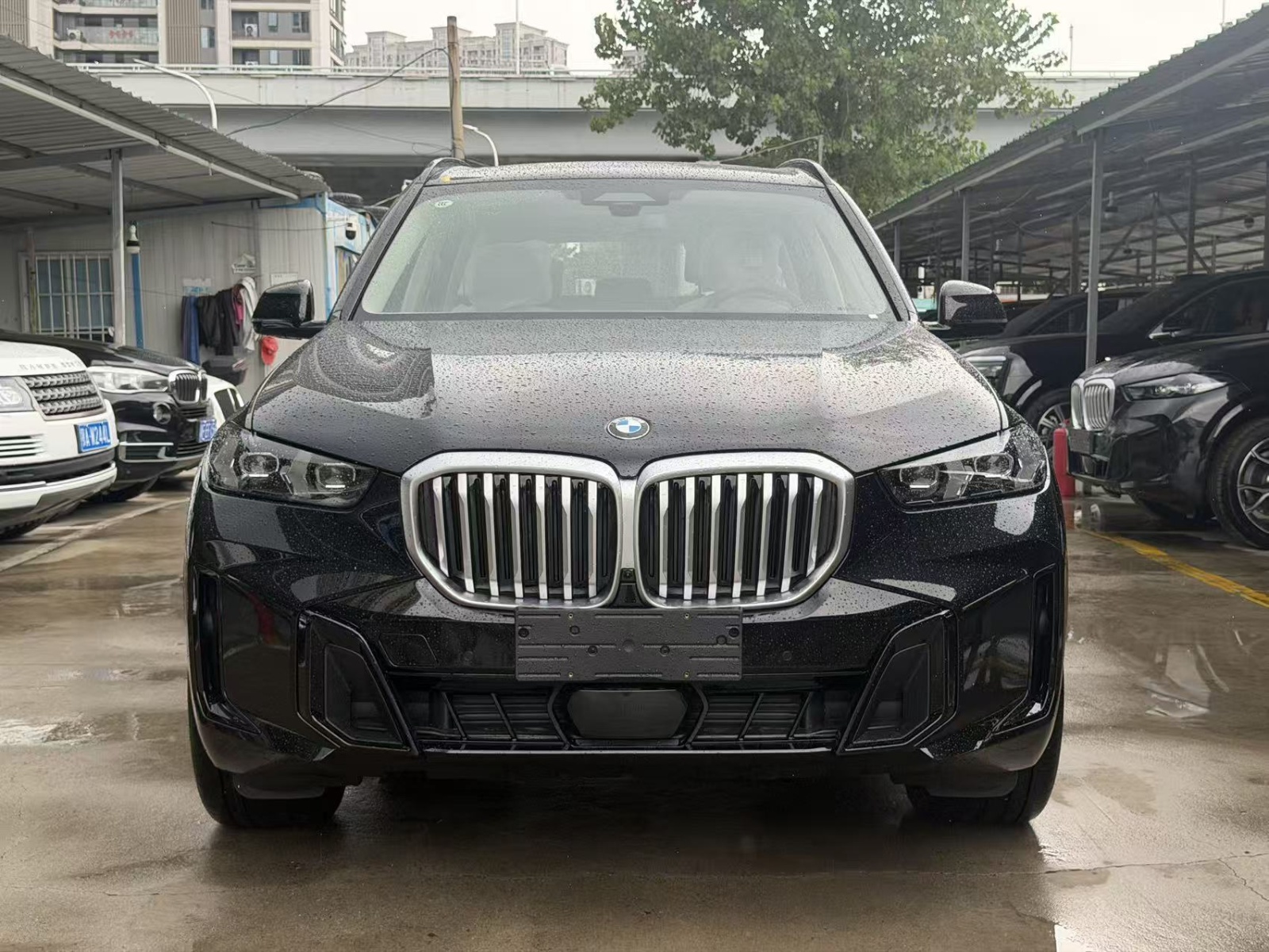 MY2026 BMW X5 Facelift xDrive 30Li Exclusive Version M Sport Night Kit
