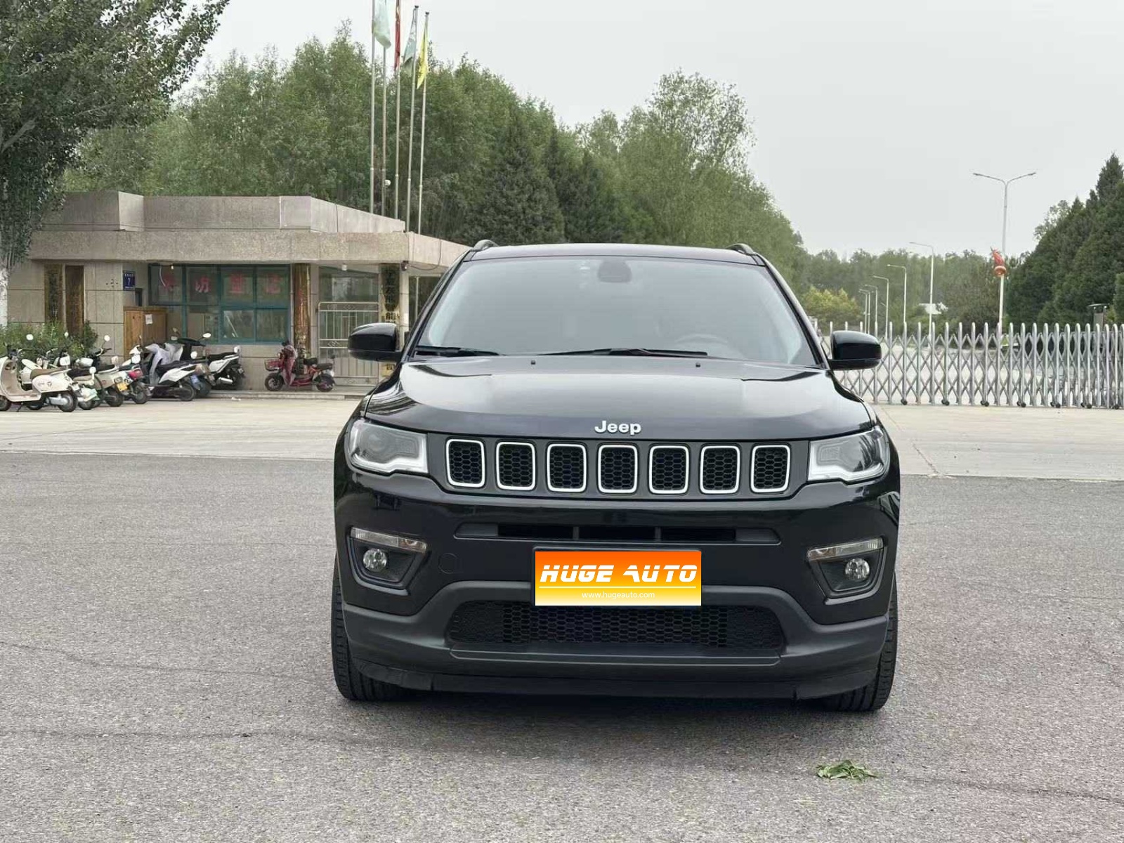MY2019 Compass 220T AT Joy