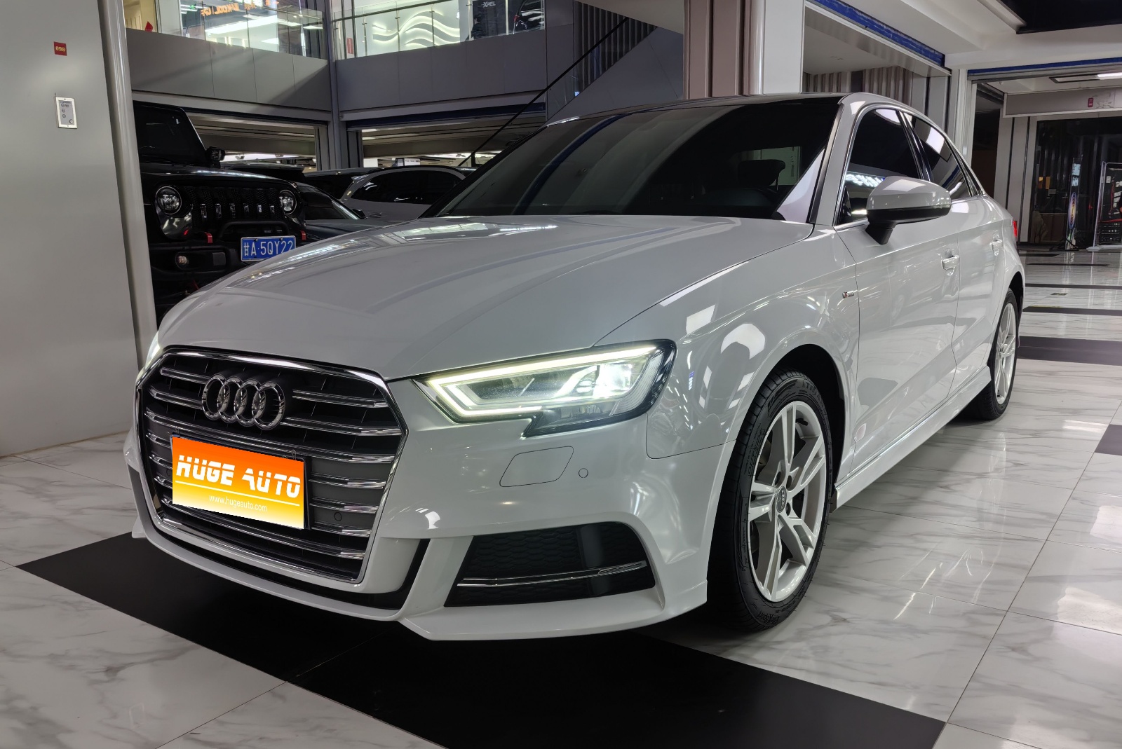MY2019 Audi A3 Limousine 35 TFSI Fashion Version National VI