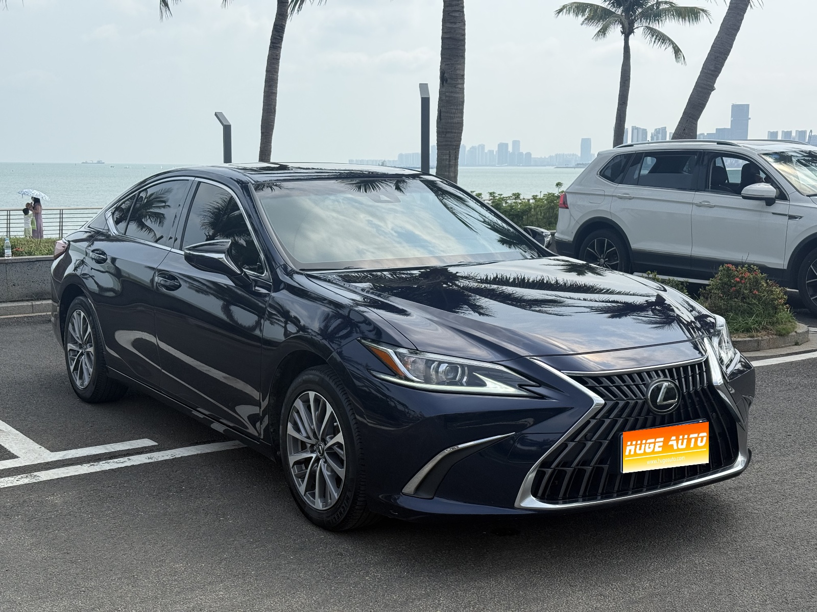 MY2023 LEXUS ES 200 Excellence Version