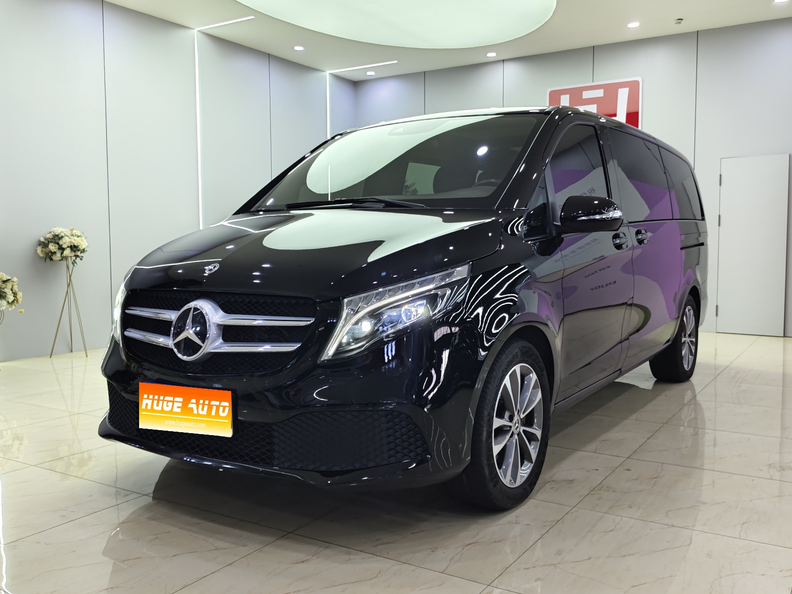 MY2020 Mercedes Benz V Class 260 Navigation Version