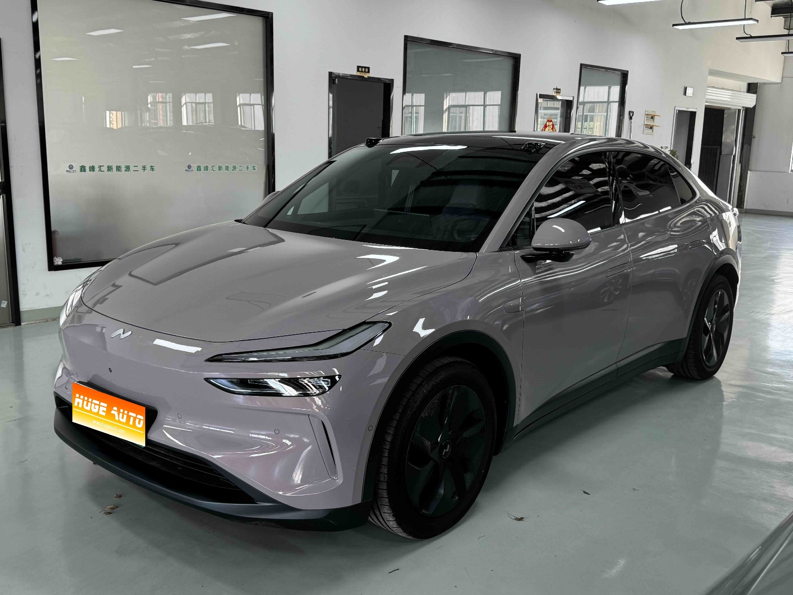MY2024 ONVO L60 60kwh RWD