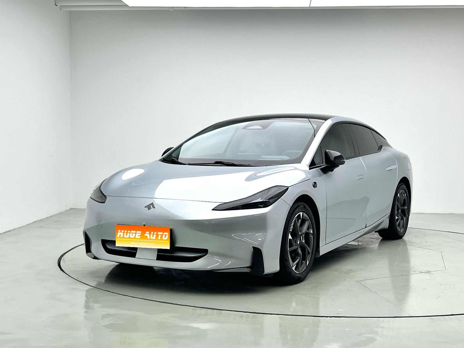 2023款 昊铂GT 560后驱七翼版