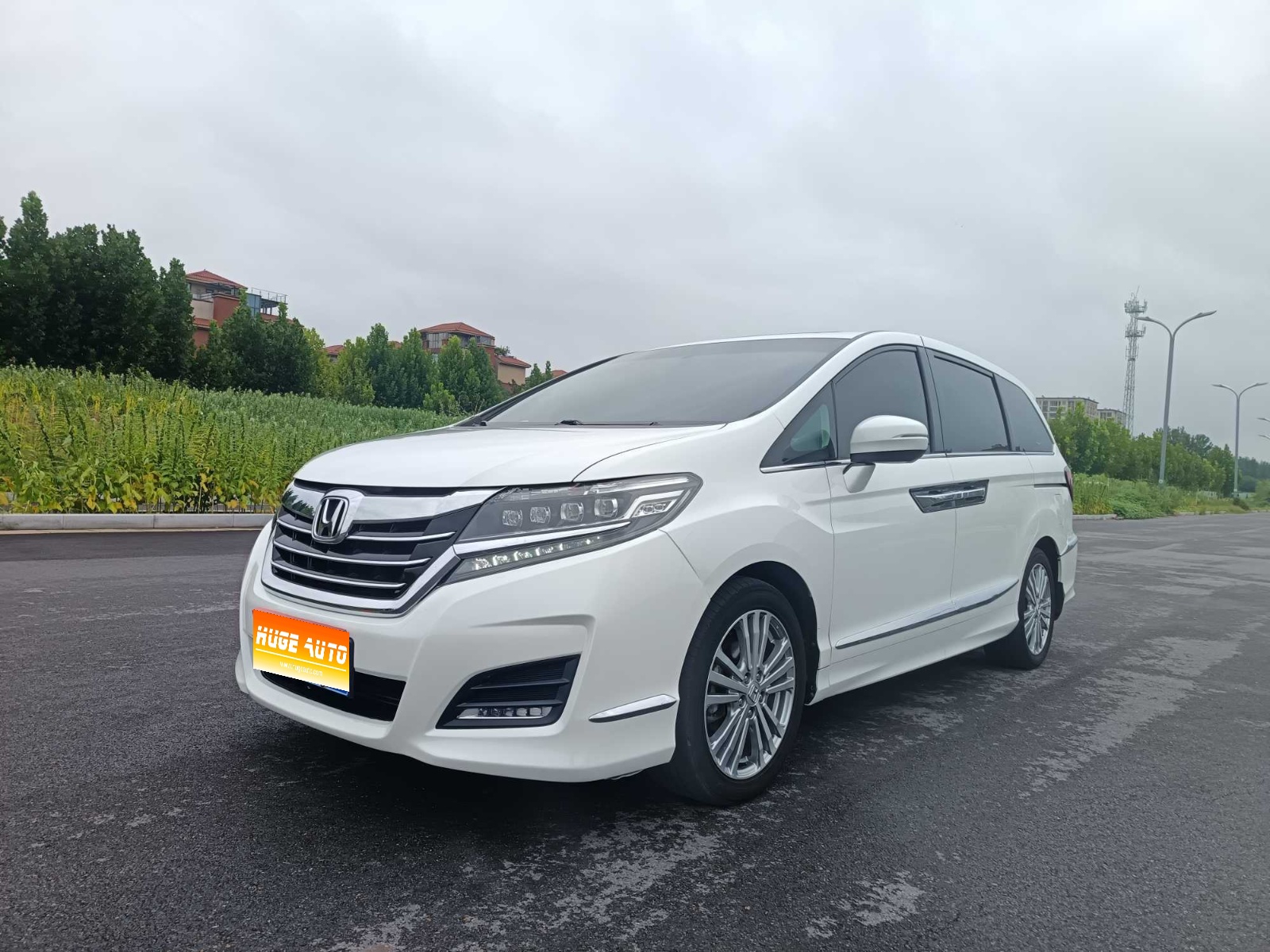 MY2016 Elysion 2.4L Luxury Version 