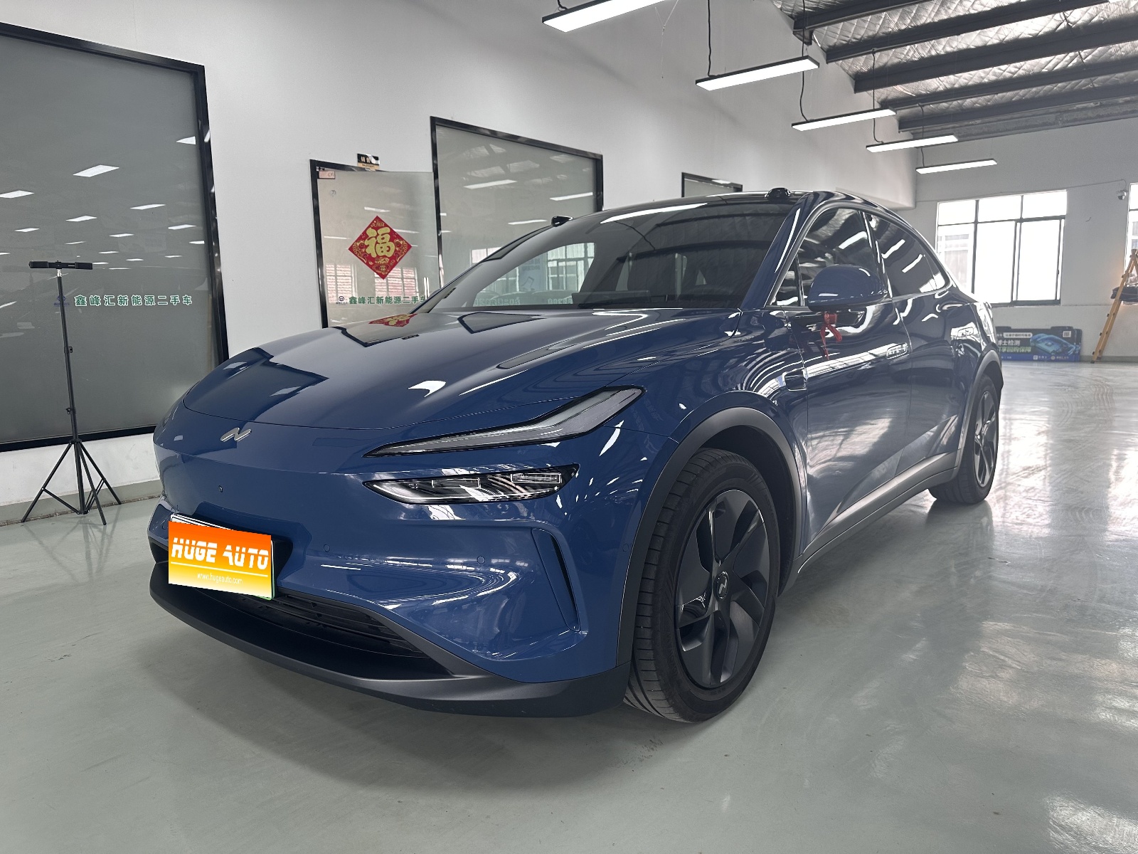 MY2024 ONVO L60 60kwh RWD