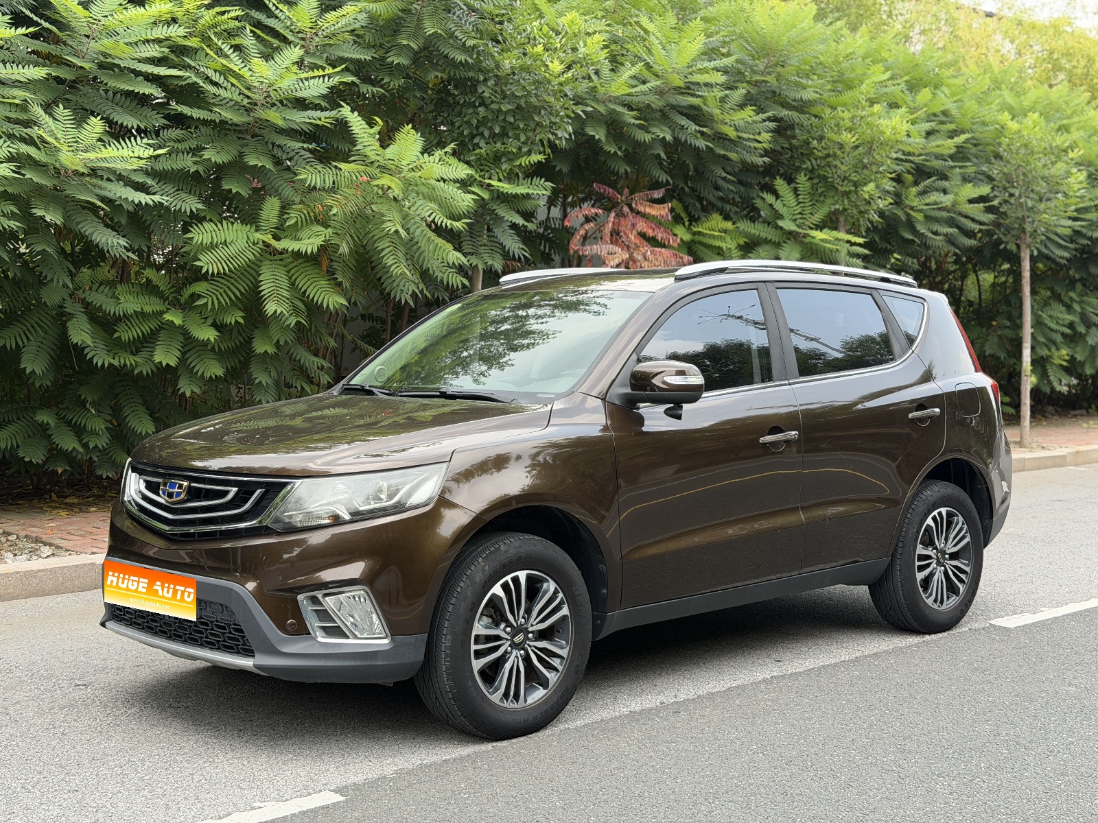 MY2016 NEW VISION X6 1.8L MT Luxury Version 
