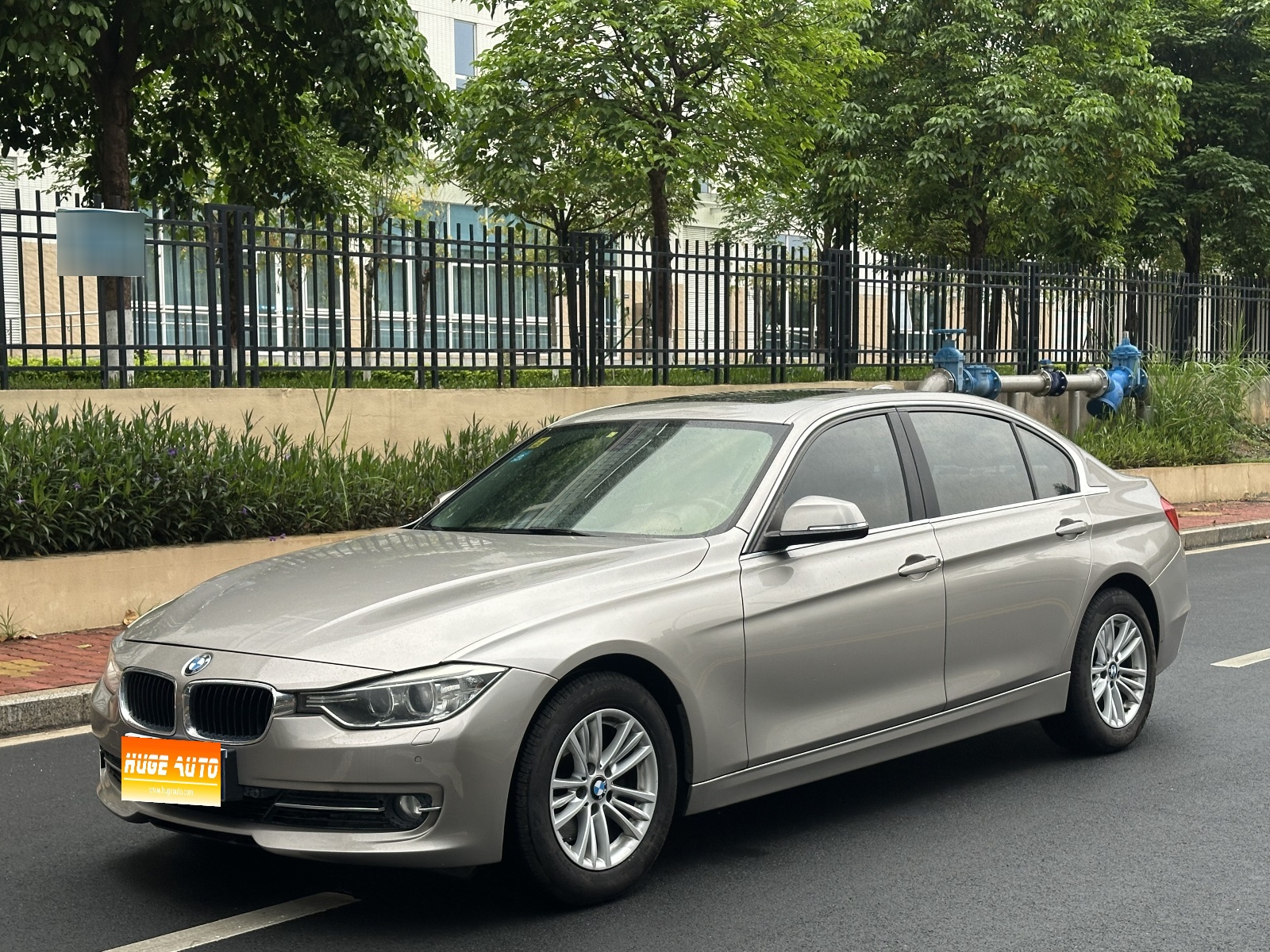 MY2014 BMW 2 Series 320Li Fashion 