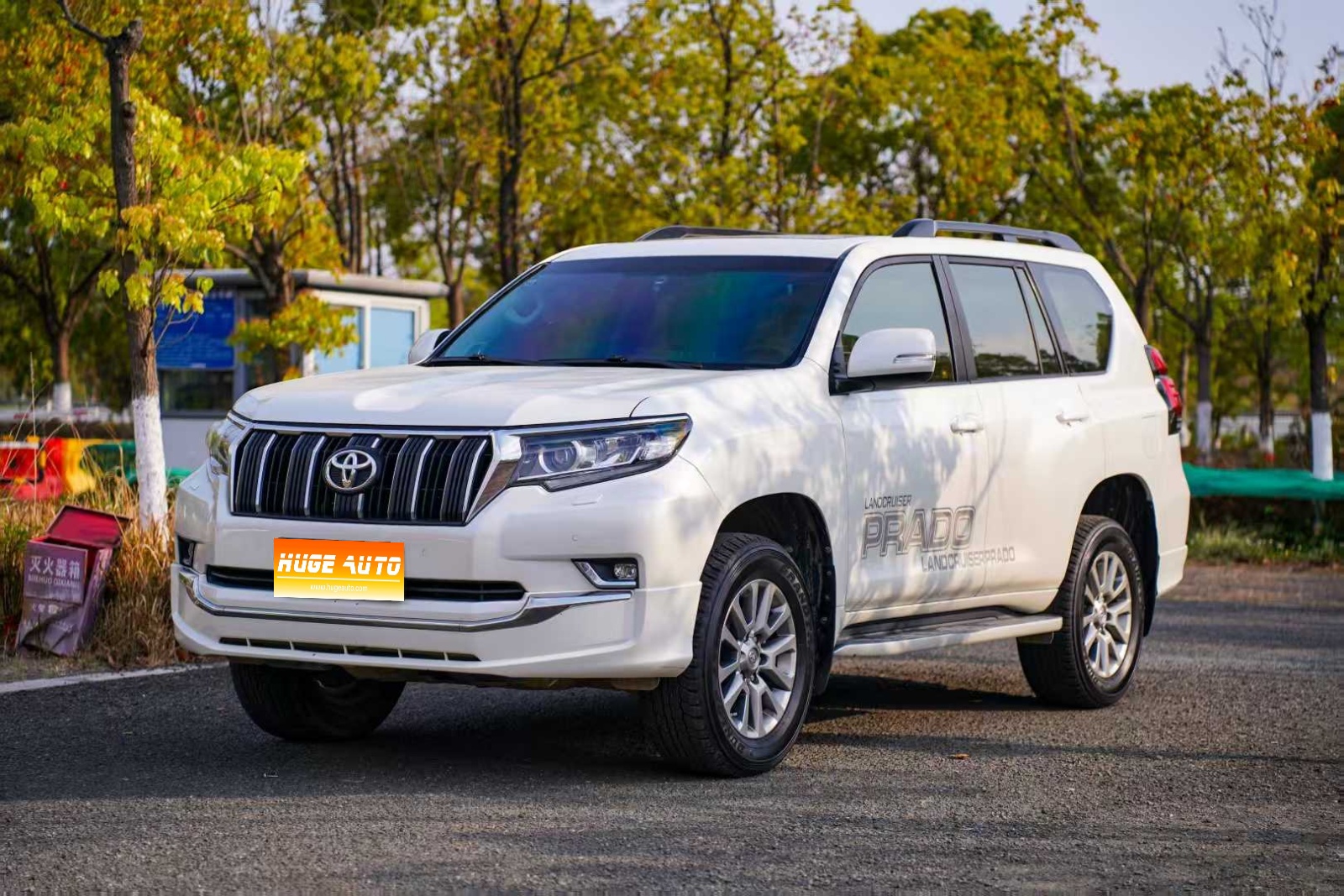 MY2019 Prado 3.5L AT TX-L Exclusive Version Rear Spare Tire