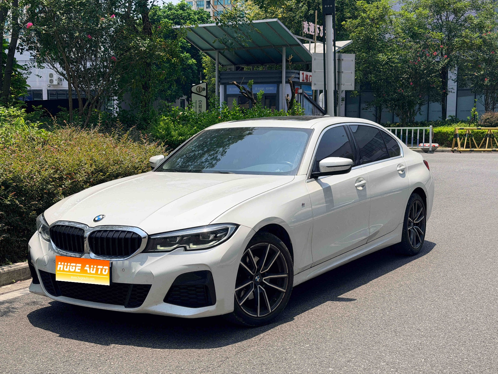 MY2022 BMW 3 Series 325Li M Sport Kit 