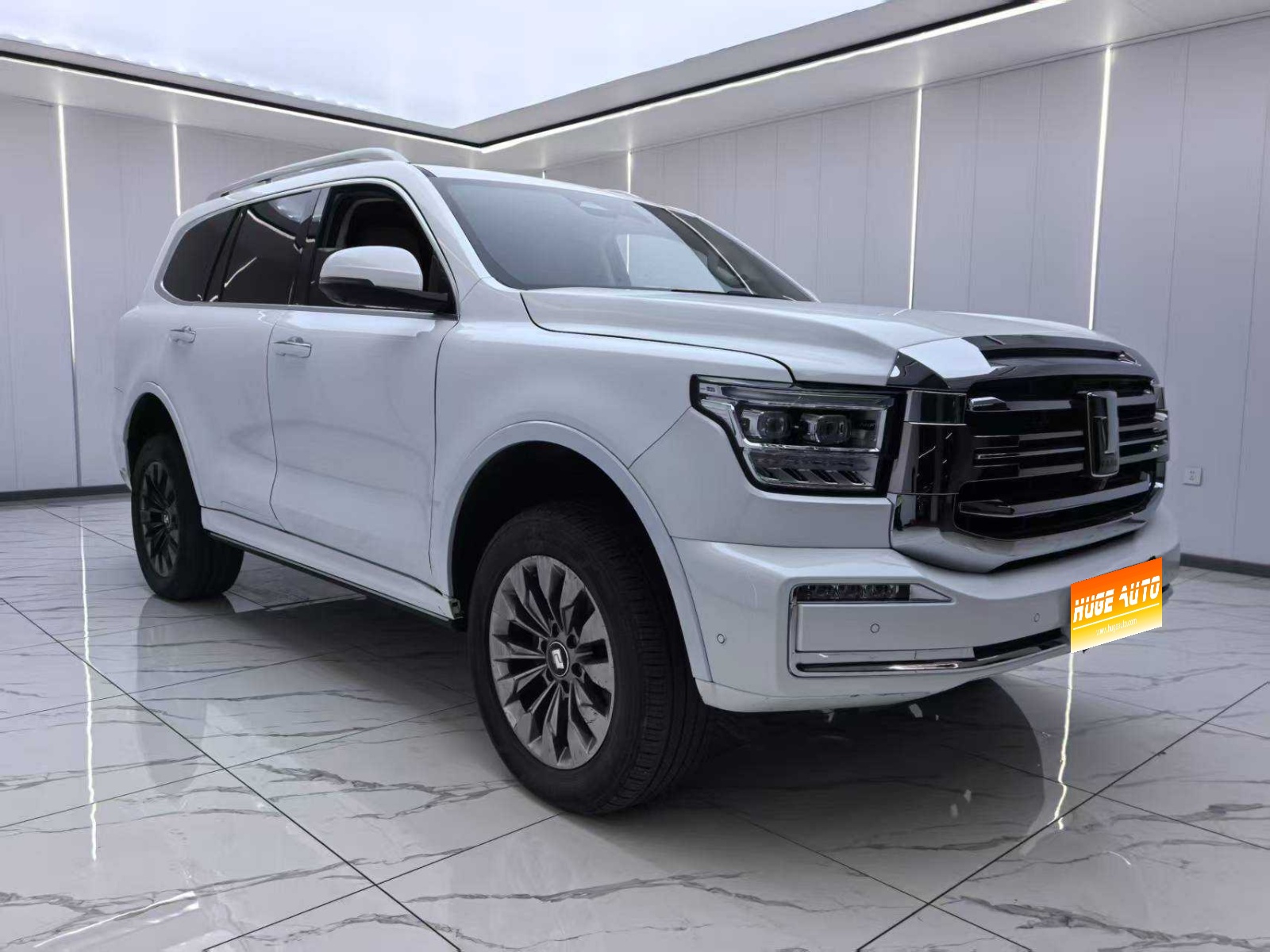 MY2023 TANK 500 3.0T Sport Senic 5 seats