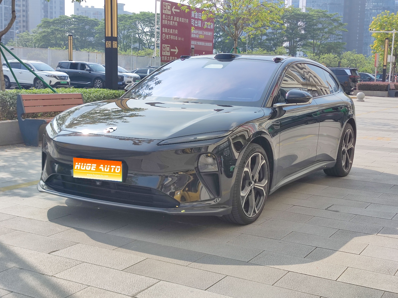 MY2023 NIO ET5T 75kWh Touring