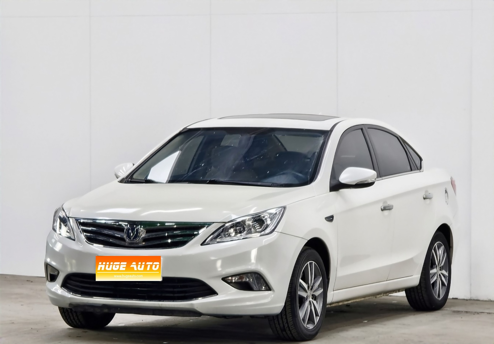 2015款 逸动 1.6L 自动豪华型