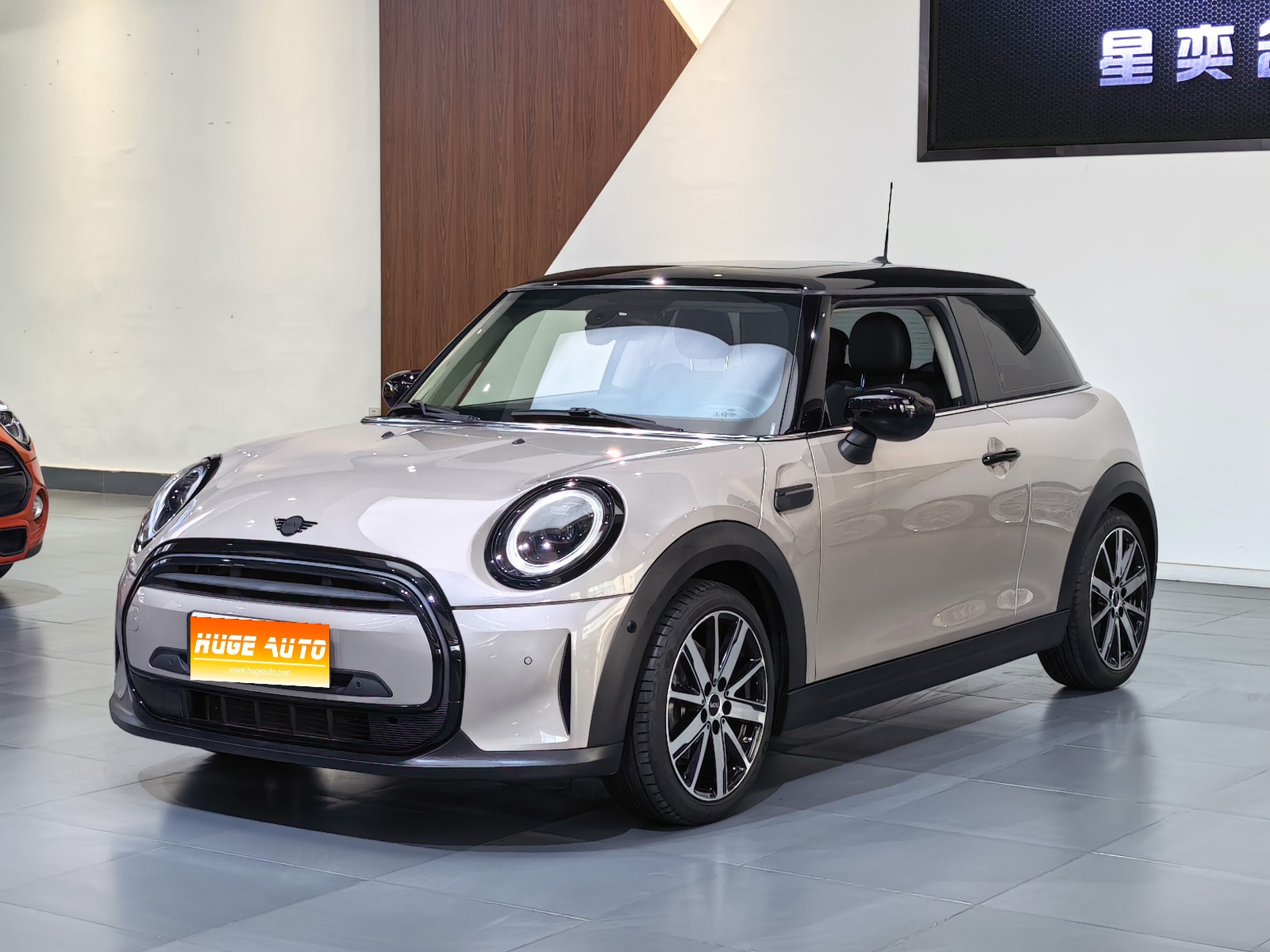 MY2022 MINI 1.5T COOPER Artist 