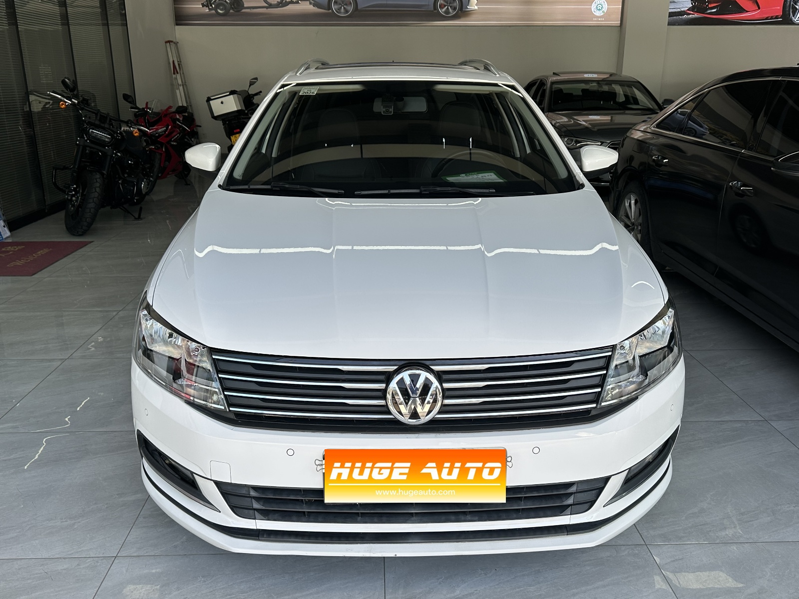 MY2017 Gran Lavida 180TSI DSG Comfort Version 