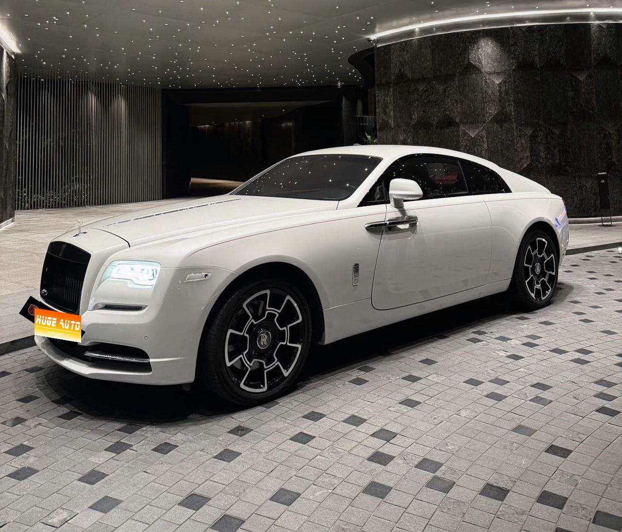 MY2018 Wraith 6.6T Standard Version 