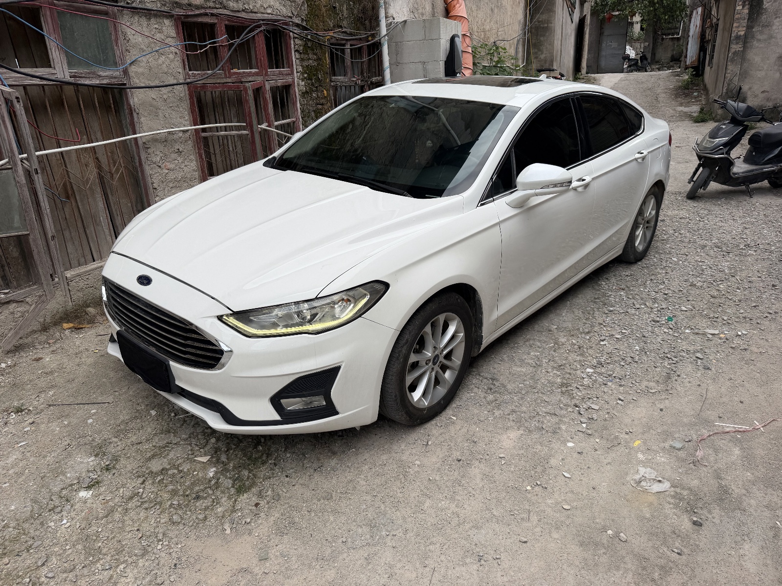 MY2020 MONDEO EcoBoost 180 Fashion Version 