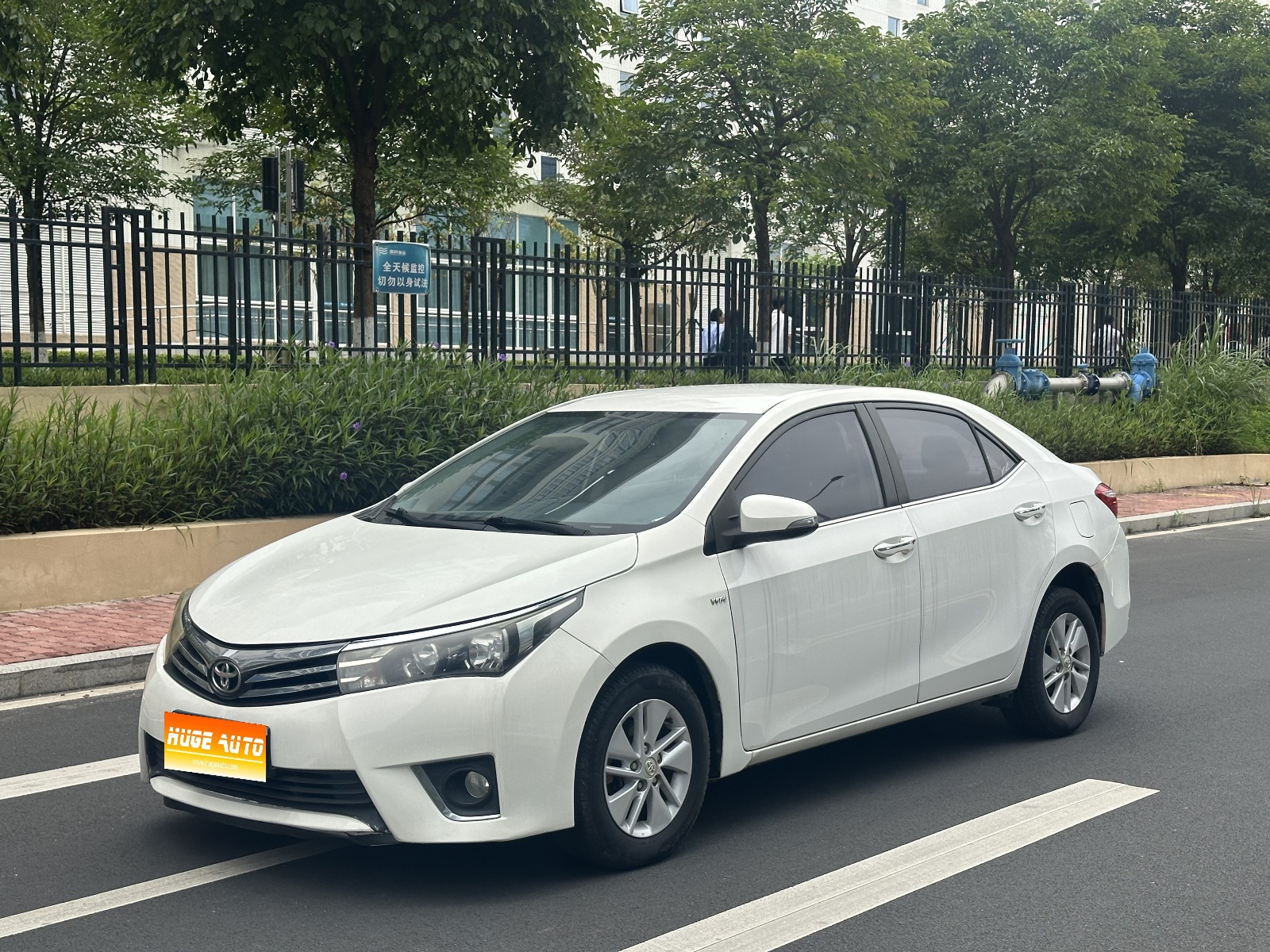 MY2014  Corolla  1.6L CVT GL