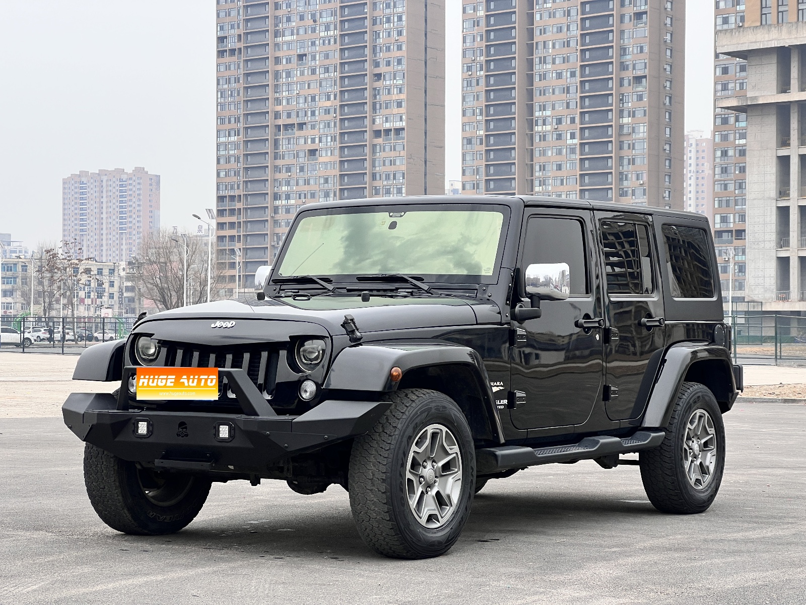 MY2014  Wrangler  2.8TD  4-Door  Sahara