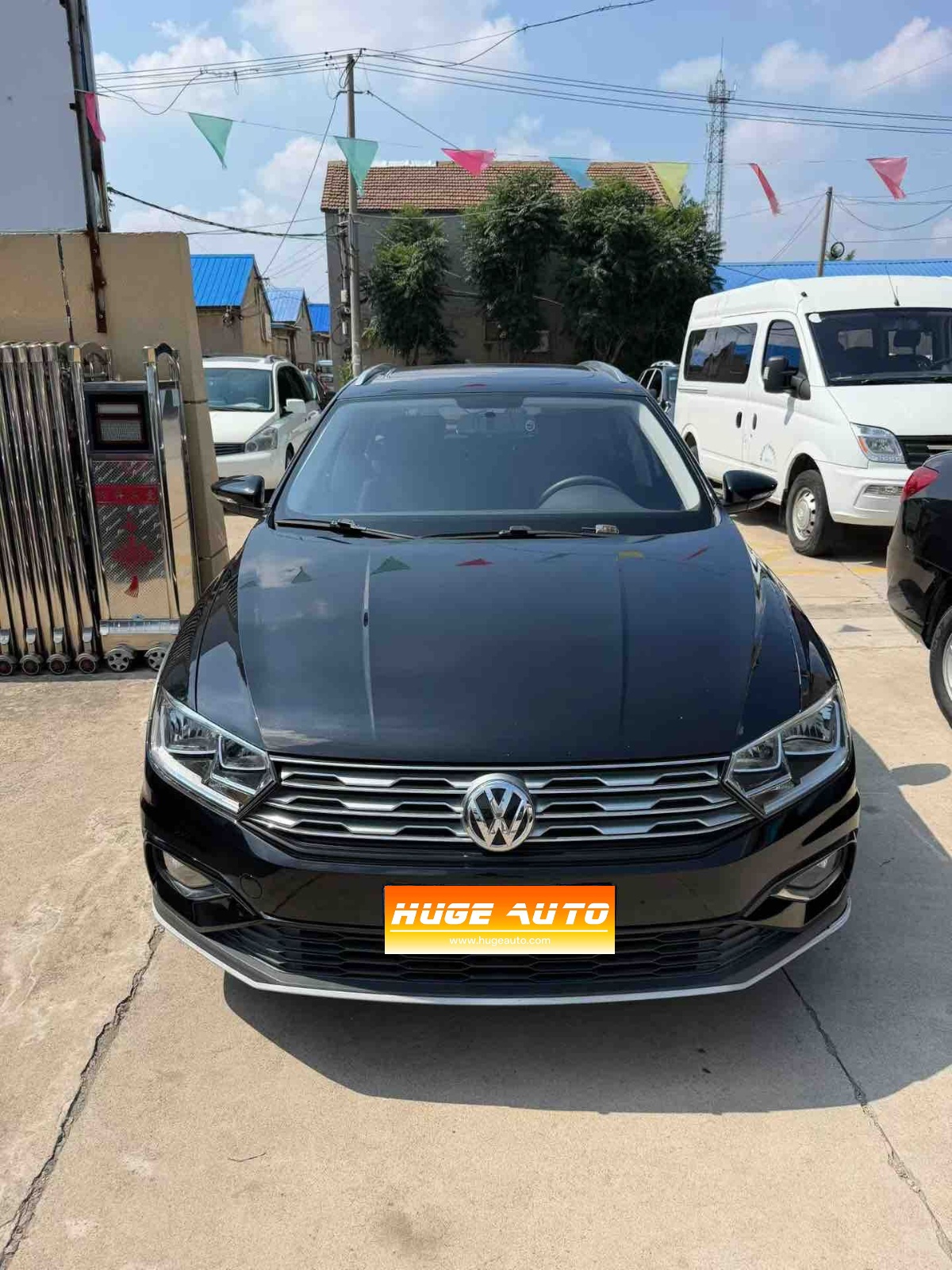 MY2017 C-TREK 1.6L MT Luxury Version 