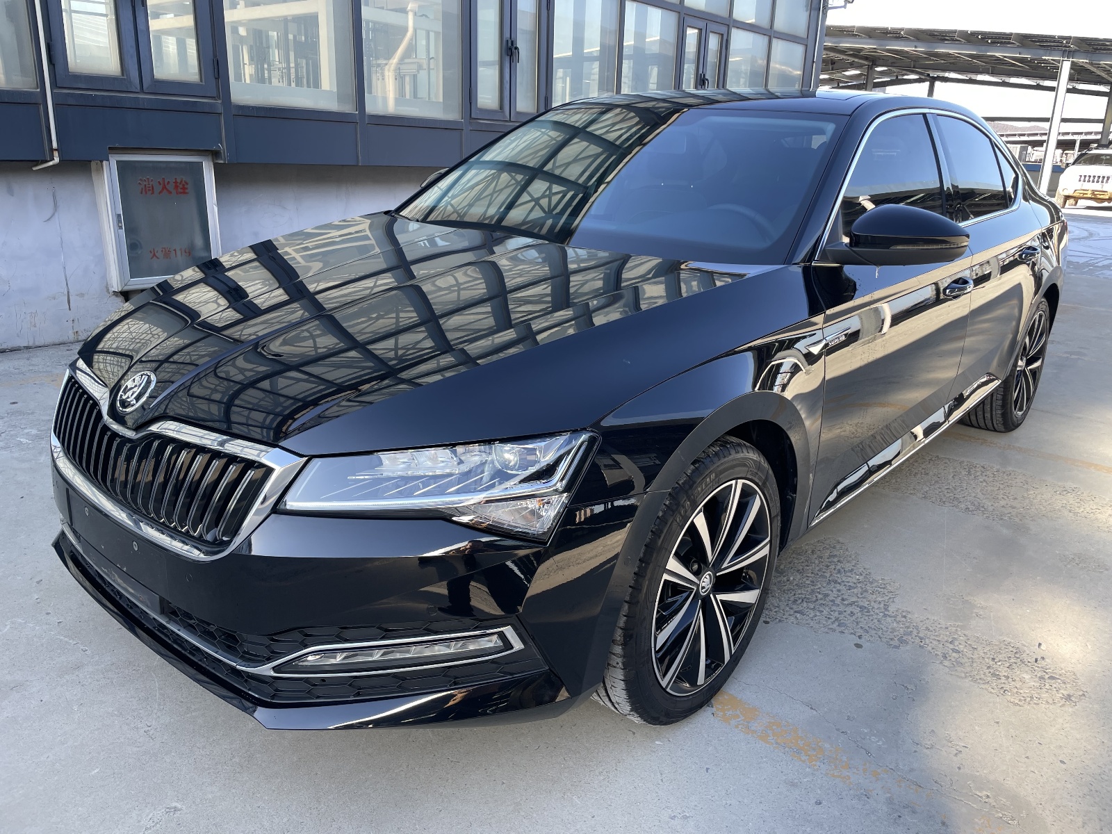 MY2023 Superb Facelift TSI280 DSG Exclusive Version