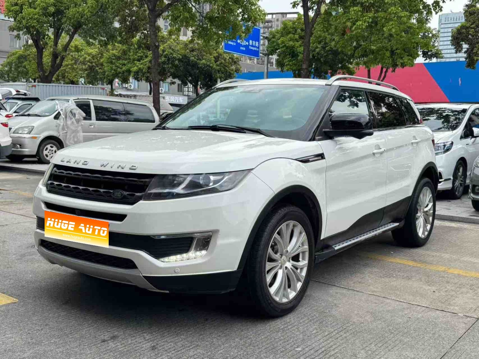MY2015 Landwind X7 2.0T Paronomic Exclusive Version