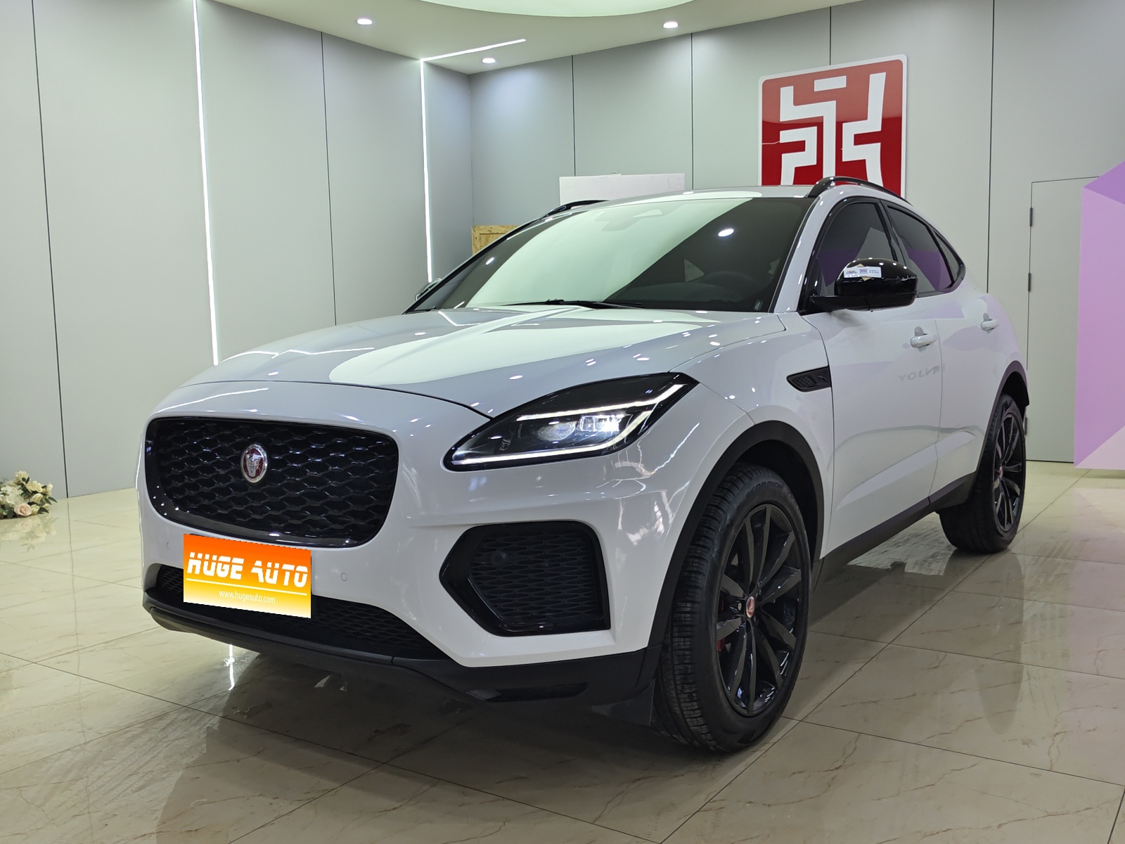 MY2024 Jaguar E-PACE Black Sport R-DYNAMIC SE BLACK