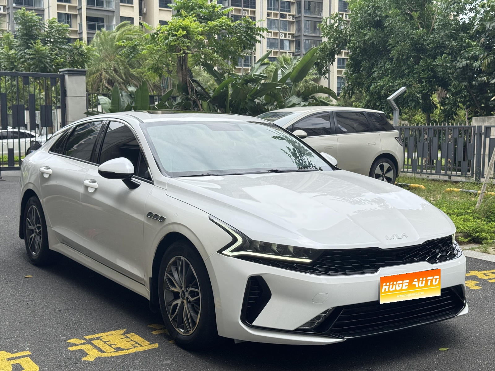 2021款 起亚K5 270T CVVD 时尚版