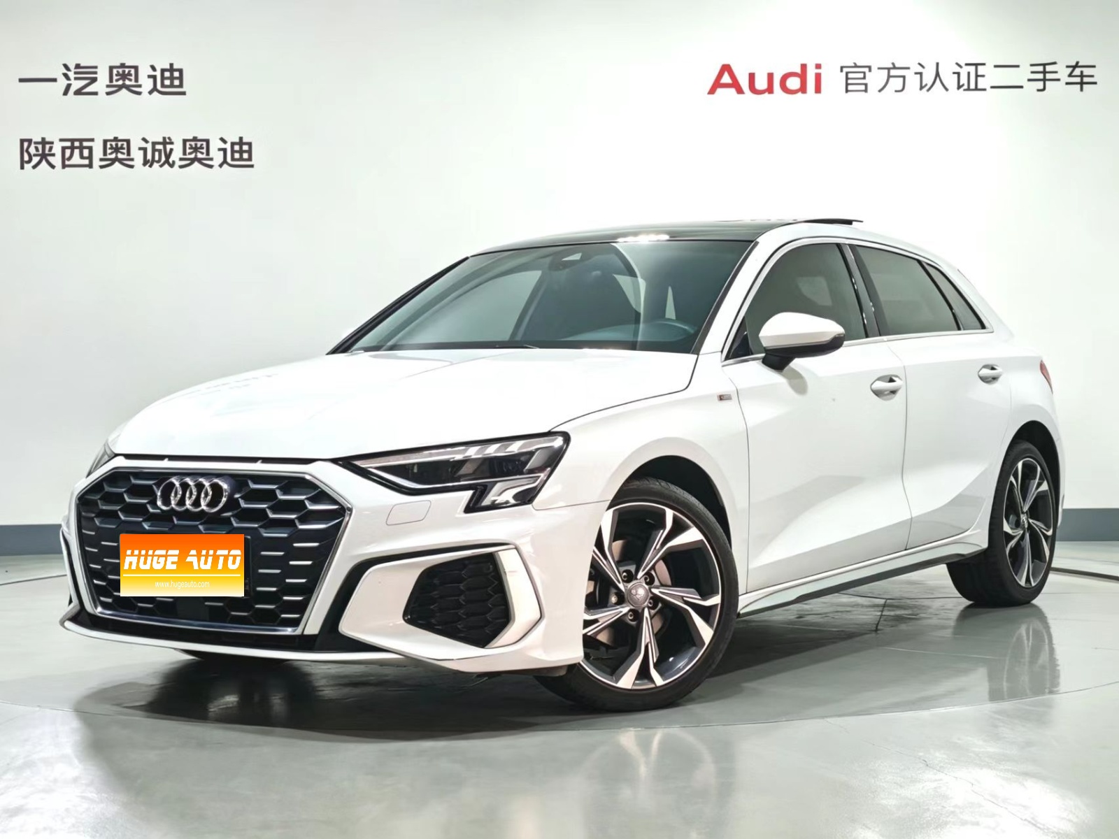 MY2021 Audi A3 Sportback 35 TFSI Luxury Sport Version 