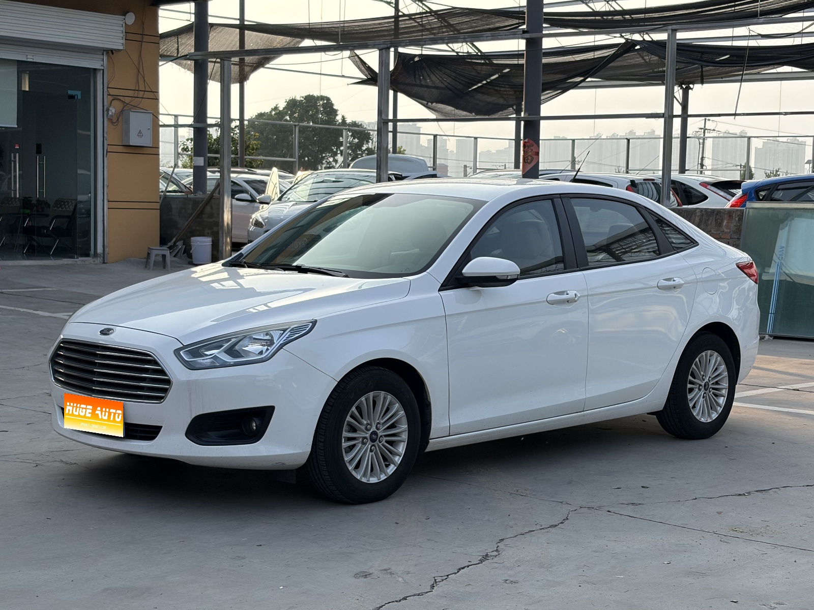 2017款 福睿斯 1.5L 自动舒适型