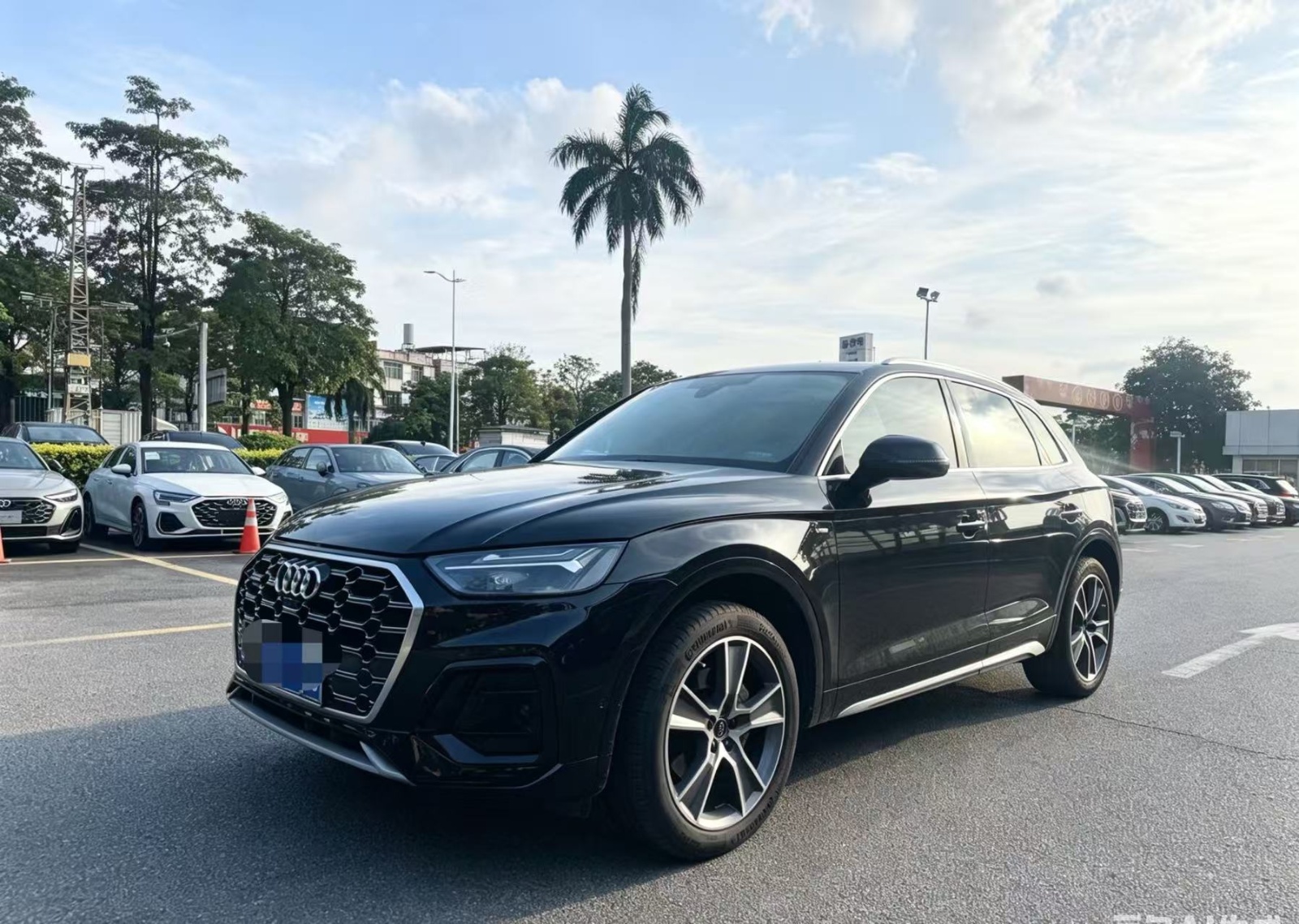 MY2022 Audi Q5L 40T Luxury Dynamic Version