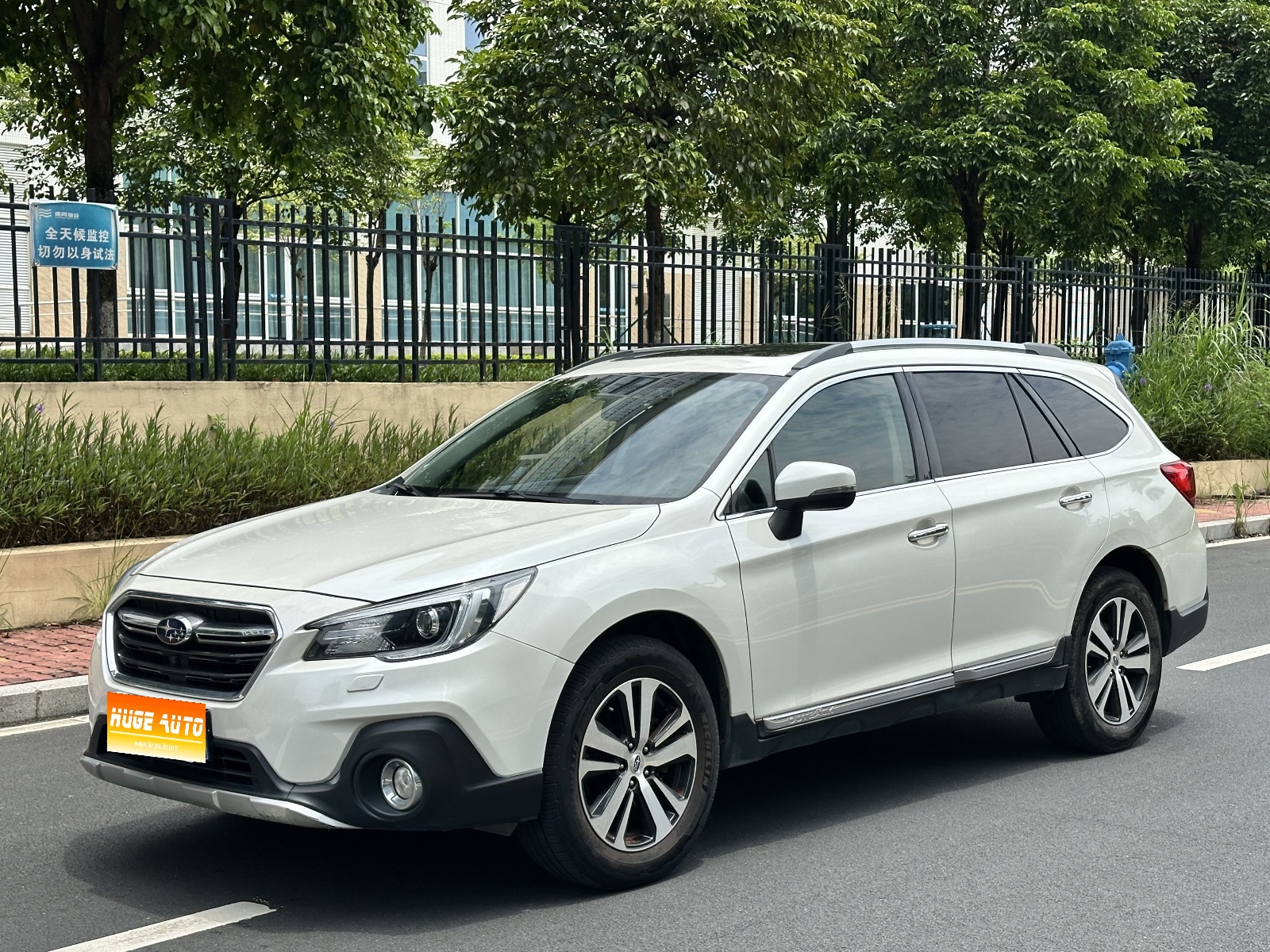 MY2018 OUTBACK 2.5i Sport Navigation Version EyeSight