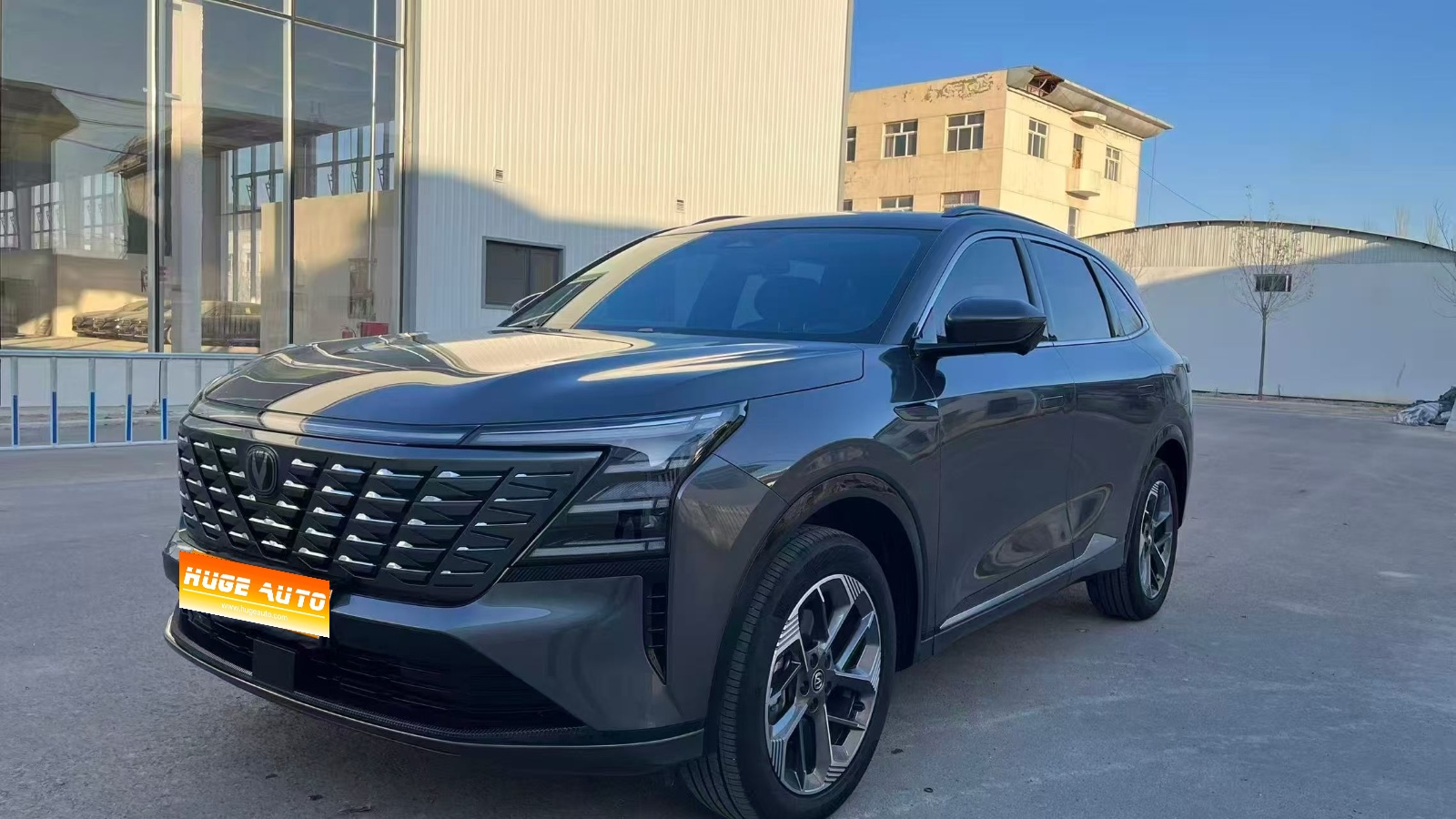 2025款 长安CS75 PLUS 第四代 1.5T 新蓝鲸 智慧尊享型