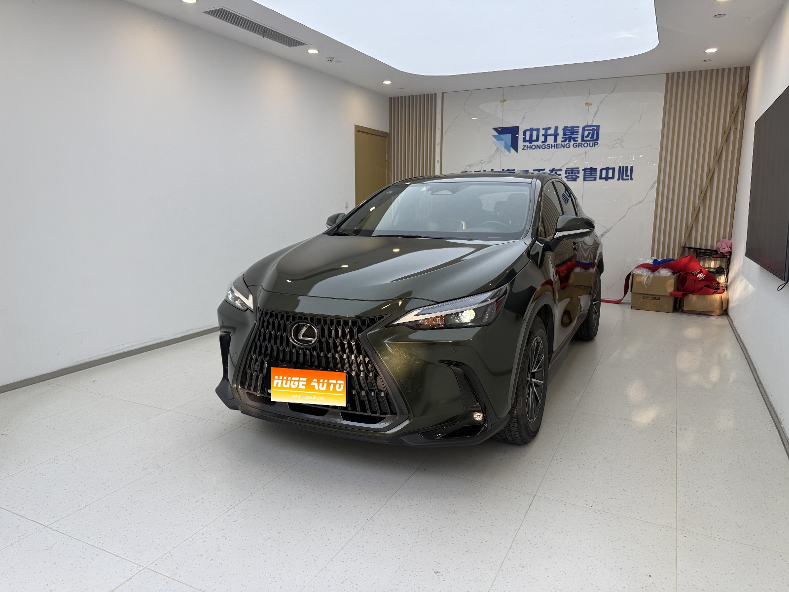 MY2022 LEXUS NX NEV 400h+ Joy Version