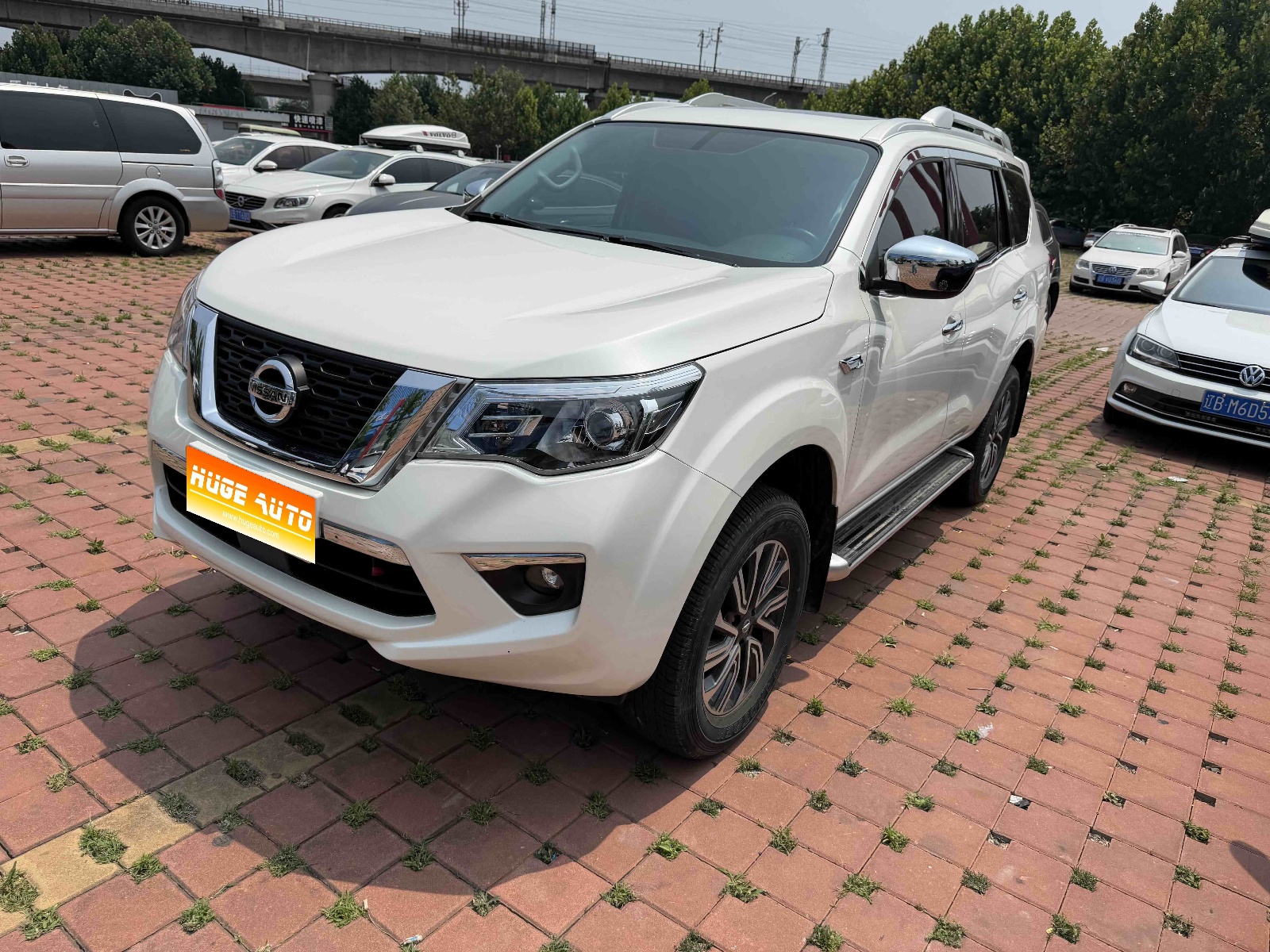MY2020 Terra 2.5L XL Upper AT 2WD Luxury Version 