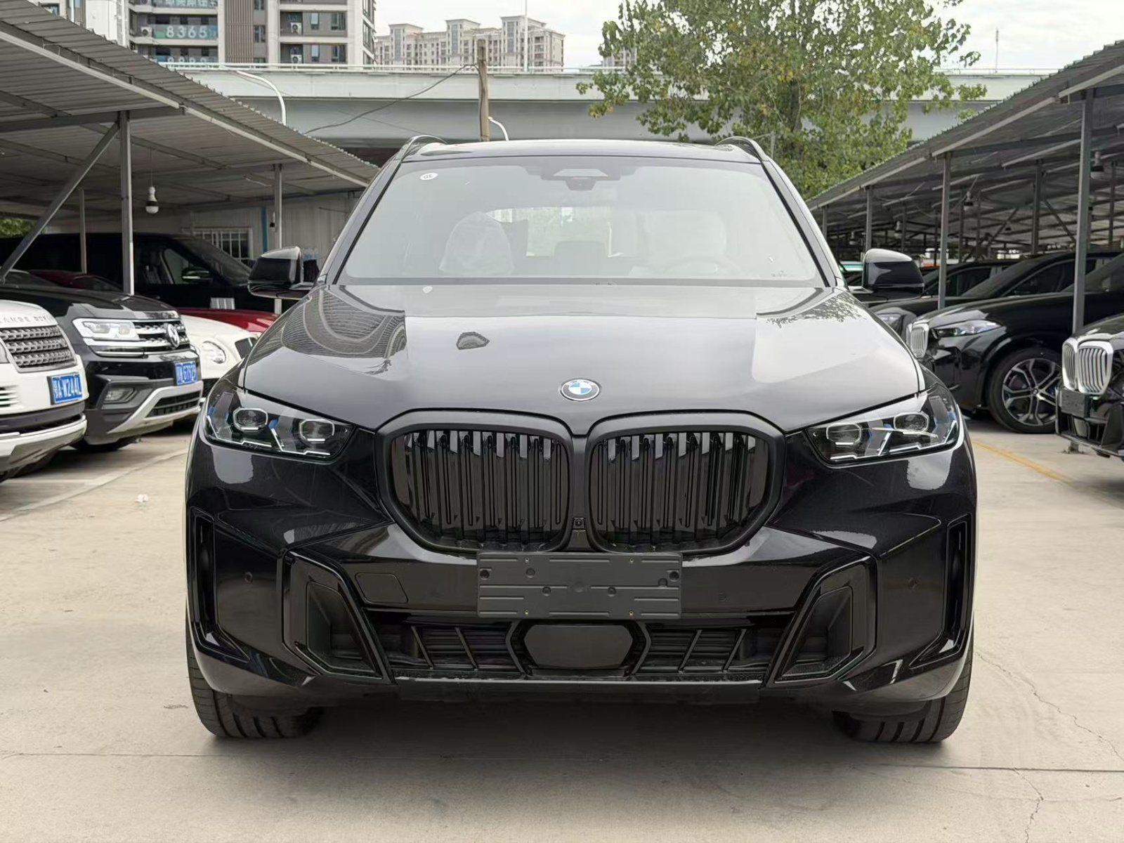 MY2026 BMW X5 Facelift xDrive 40Li M Sport Night Kit