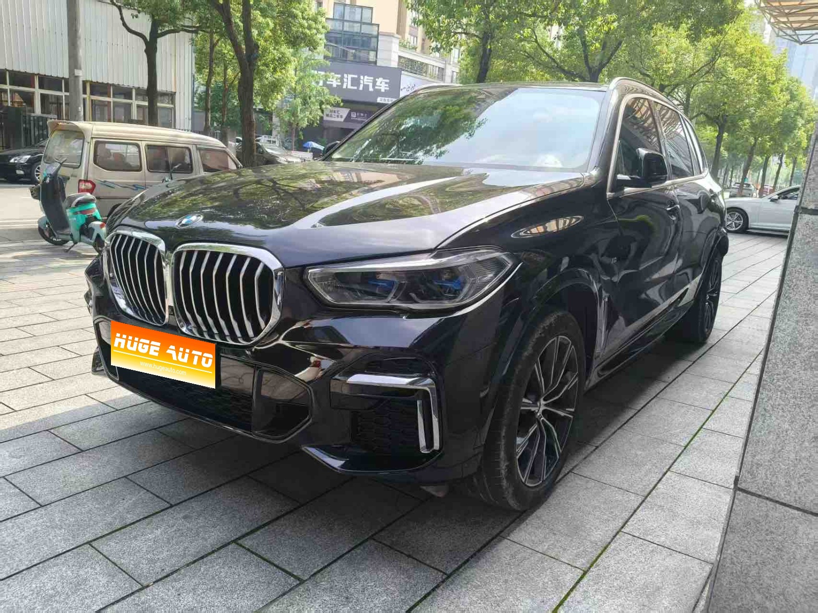 MY2022 BMW X5 xDrive 30Li Exclusive Version M Sport Kit 