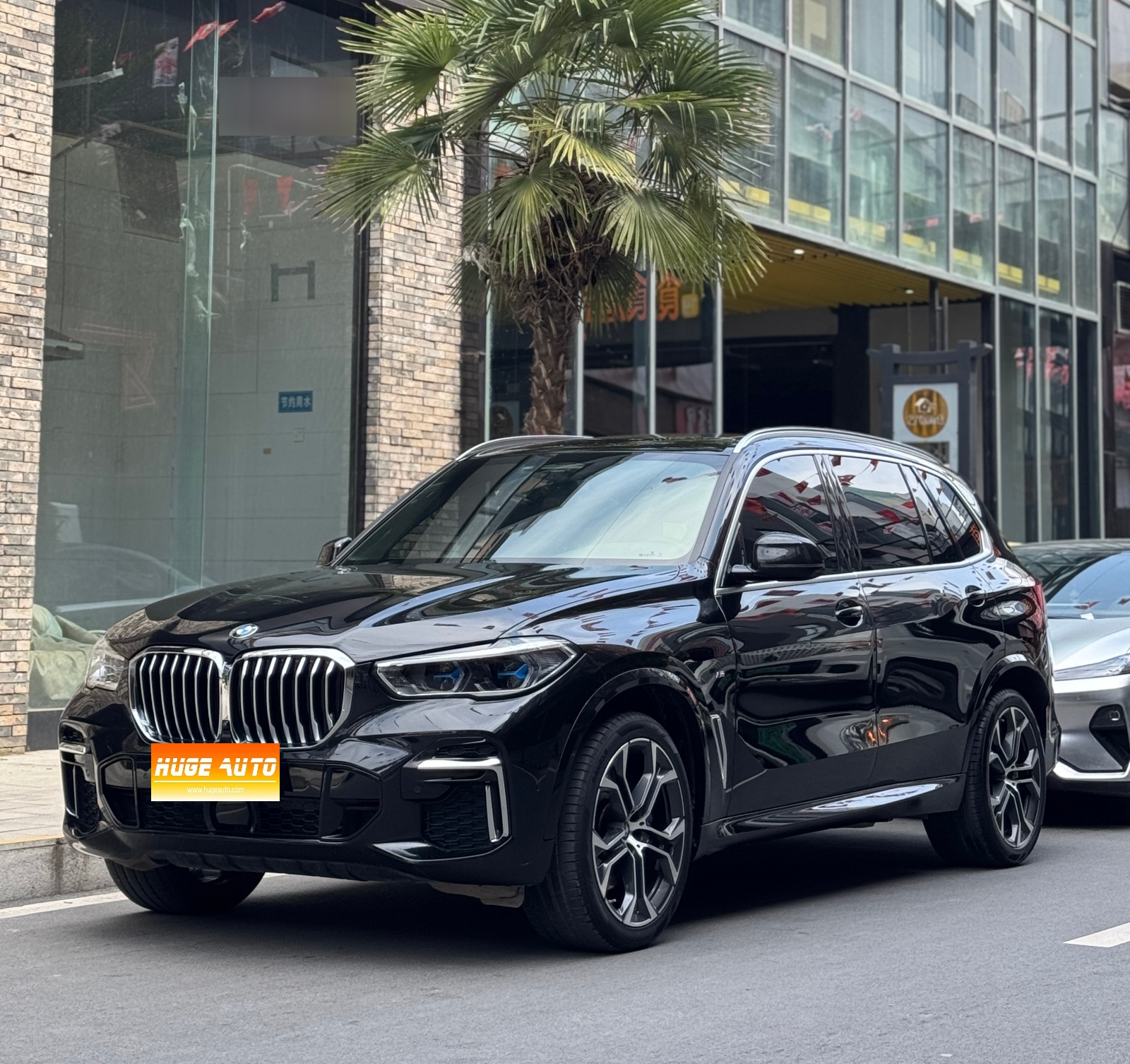 MY2022 BMW X5 xDrive 40Li Exclusive Version M Sport Kit 