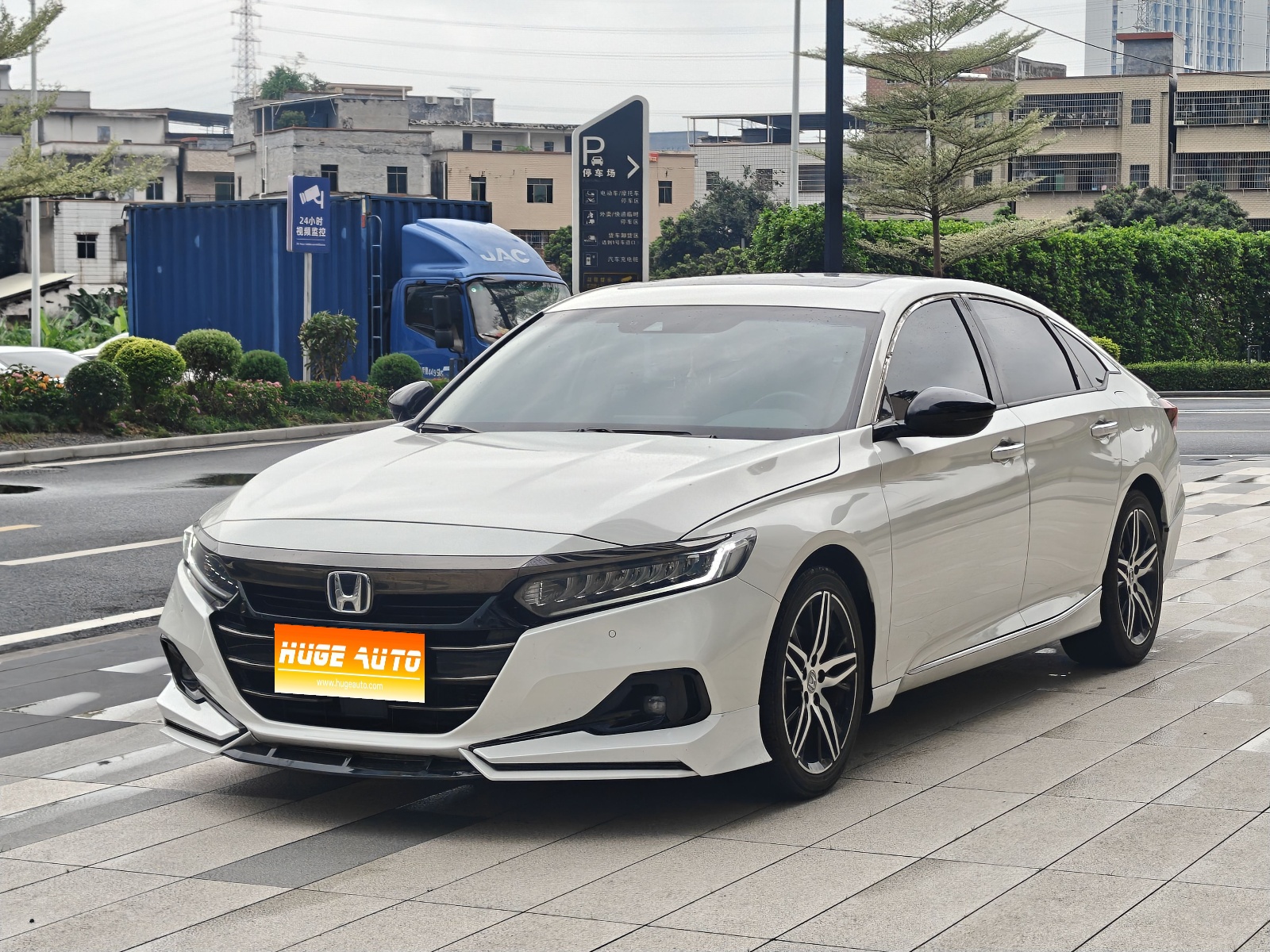 2022款 雅阁 锐 混动 2.0L 幻夜 锐智版