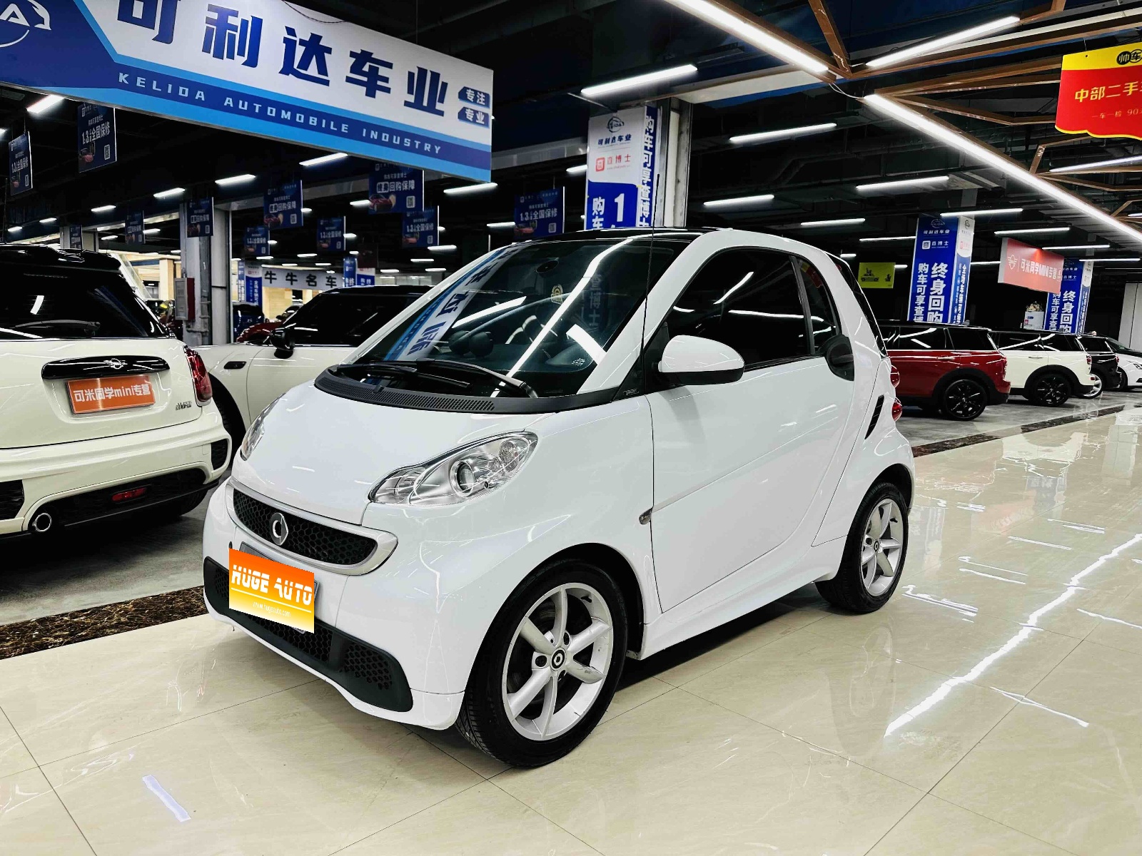 MY2013 smart fortwo 1.0T Hard top Passion Version 
