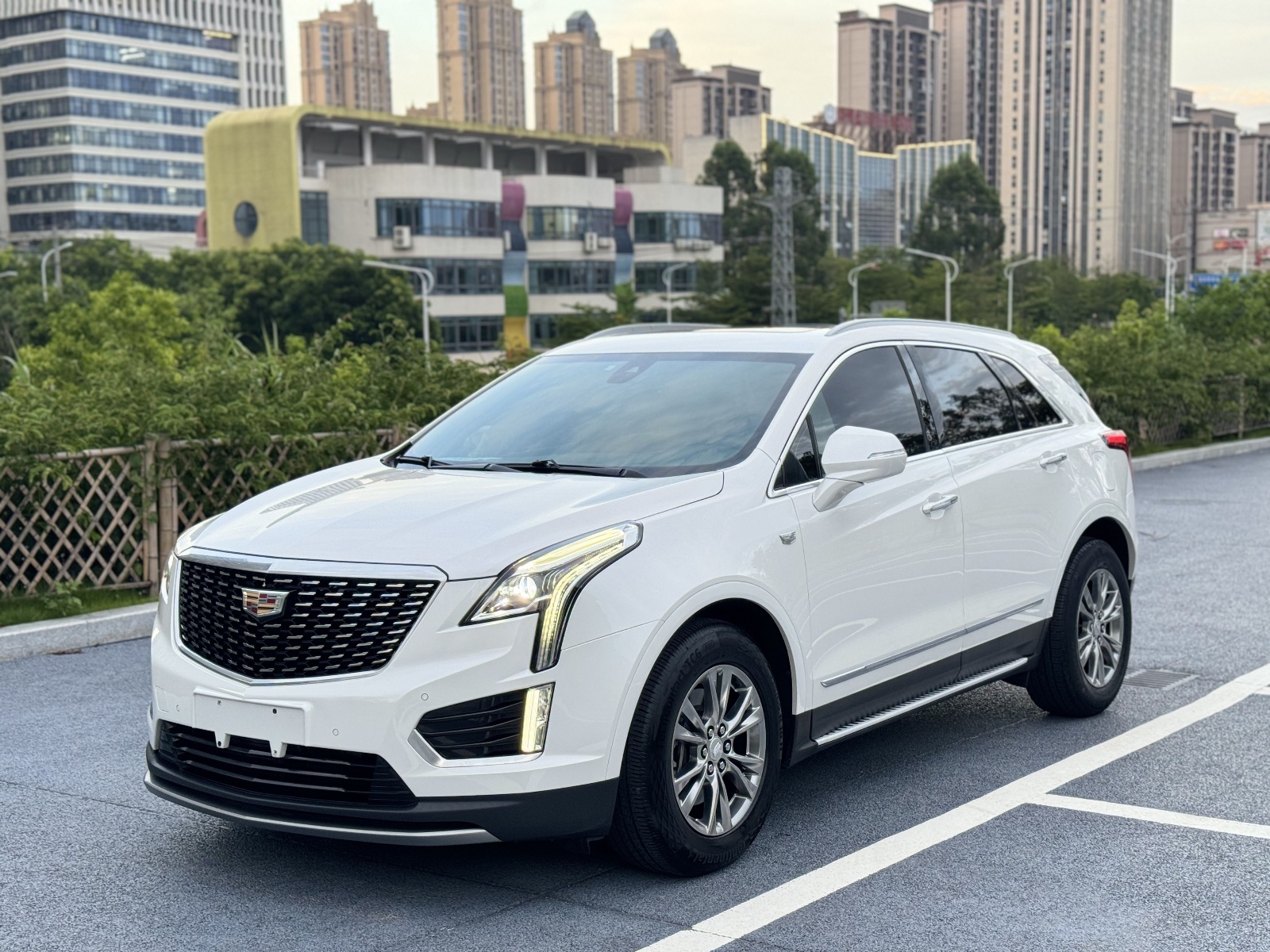 2020款 凯迪拉克XT5 28T 豪华型