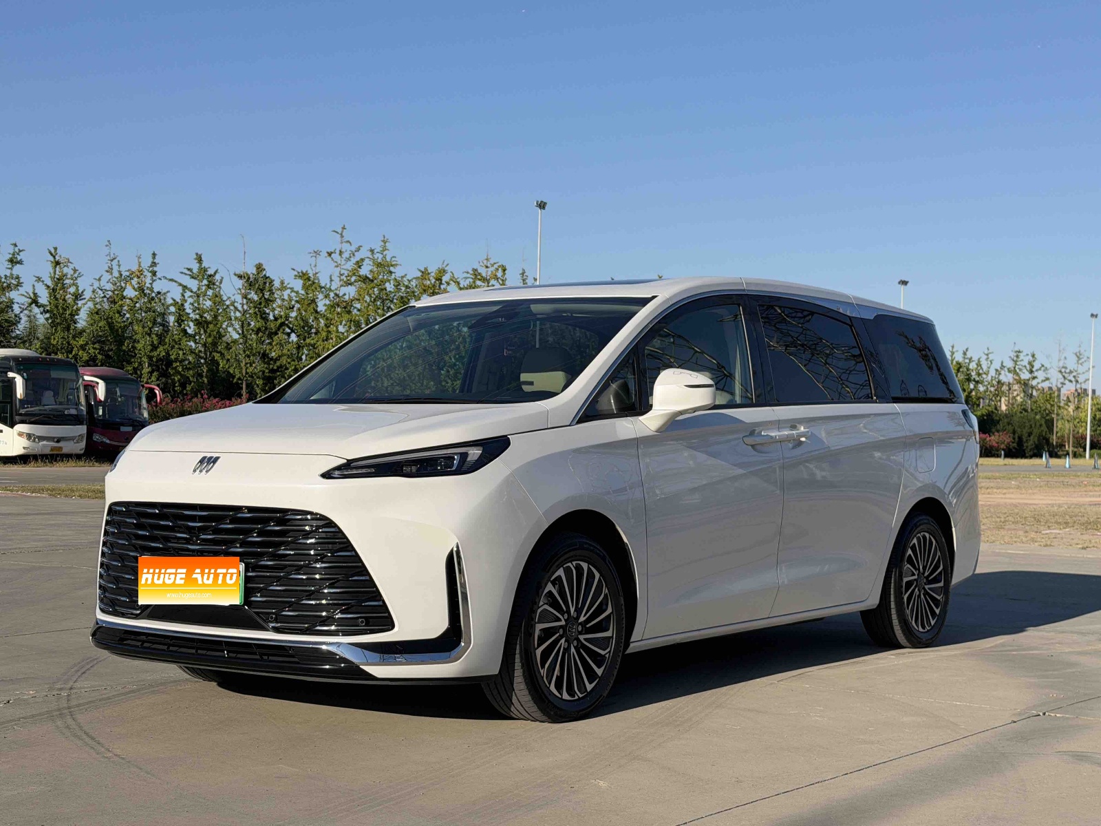 2025款 别克GL8新能源 陆尚 尊享版