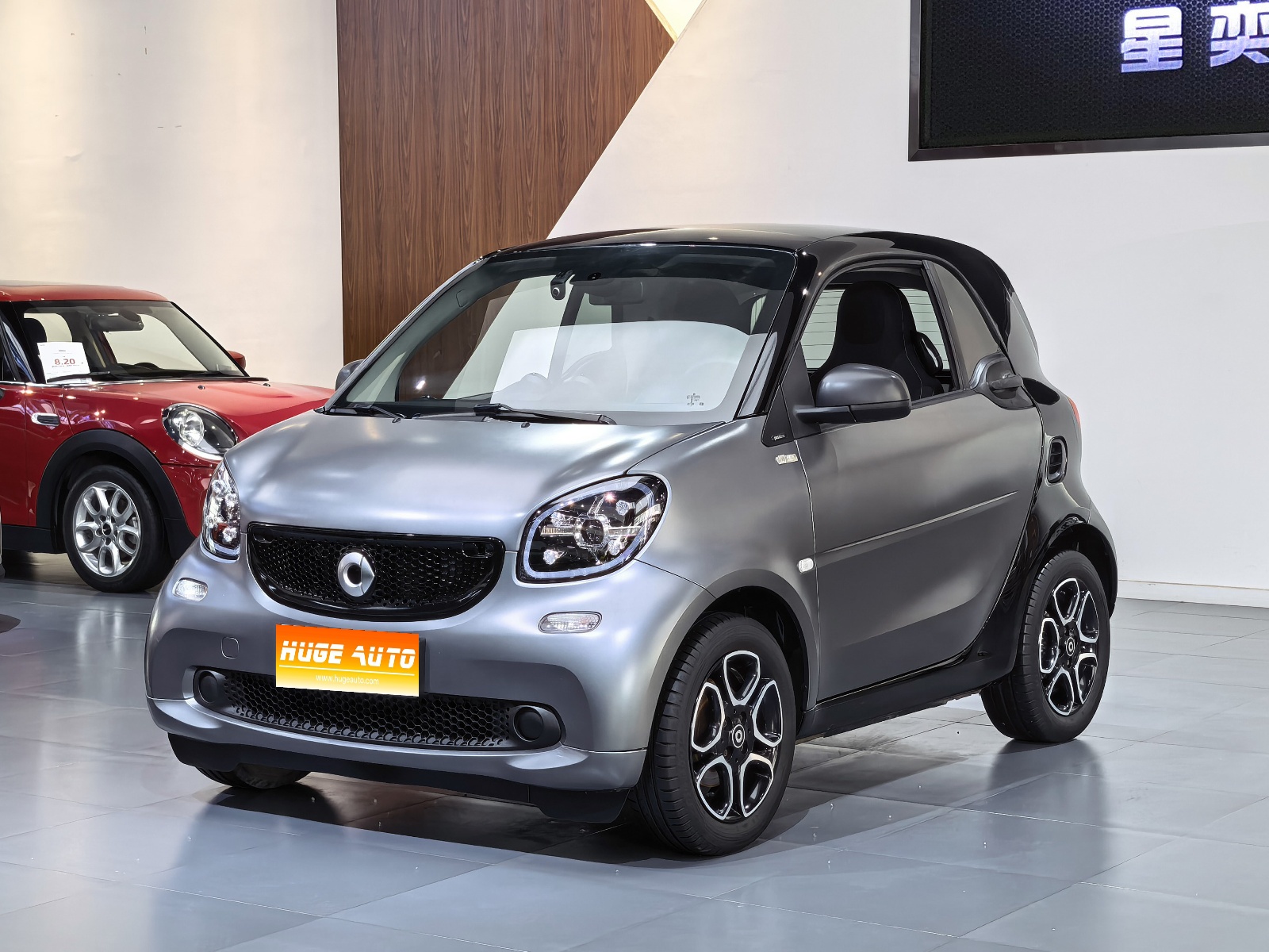 MY2019 smart fortwo 0.9T 66kW Hardtop Wind National VI