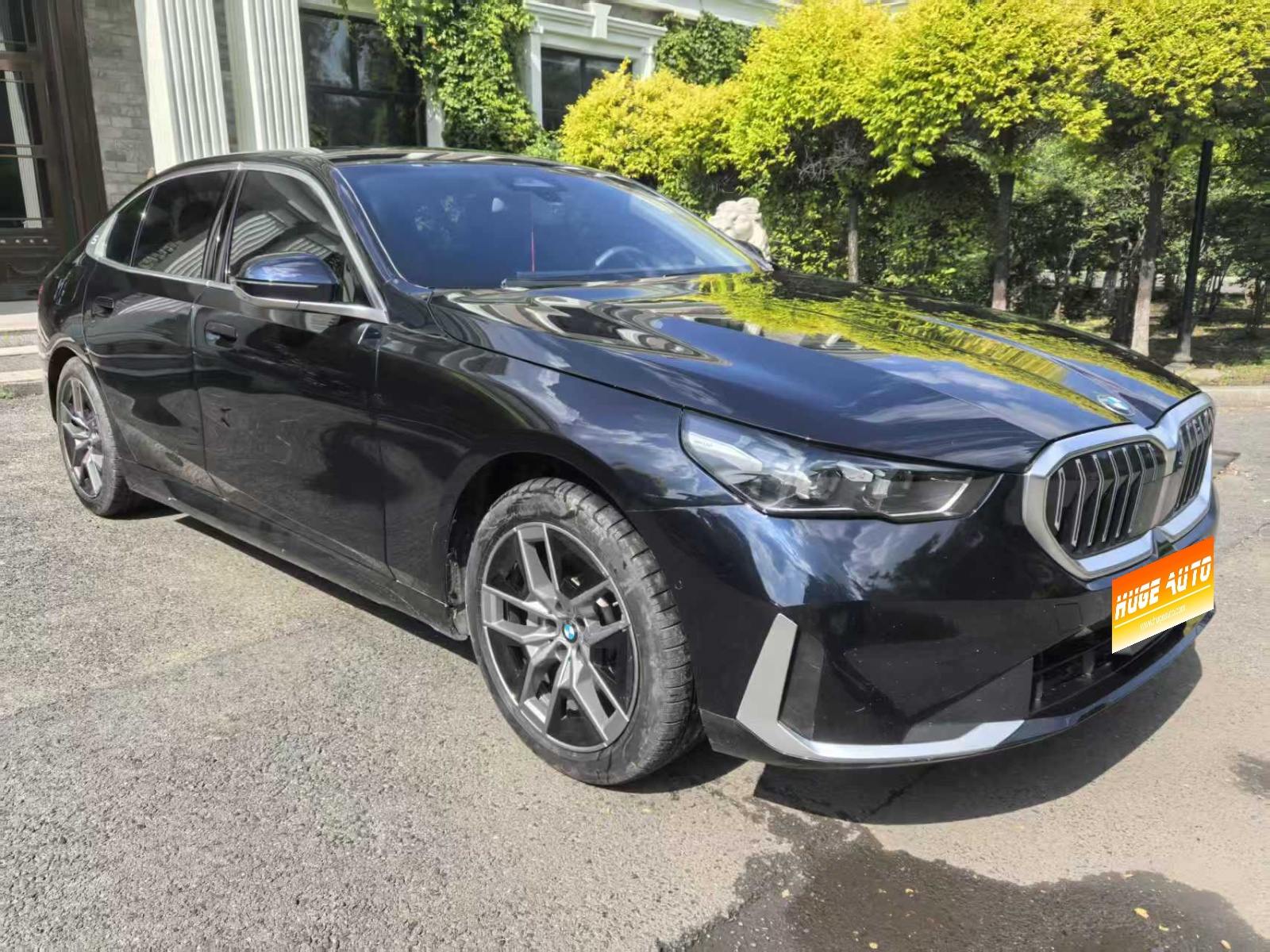 MY2024 BMW 5 Series 530Li Exclusive M Sport kit
