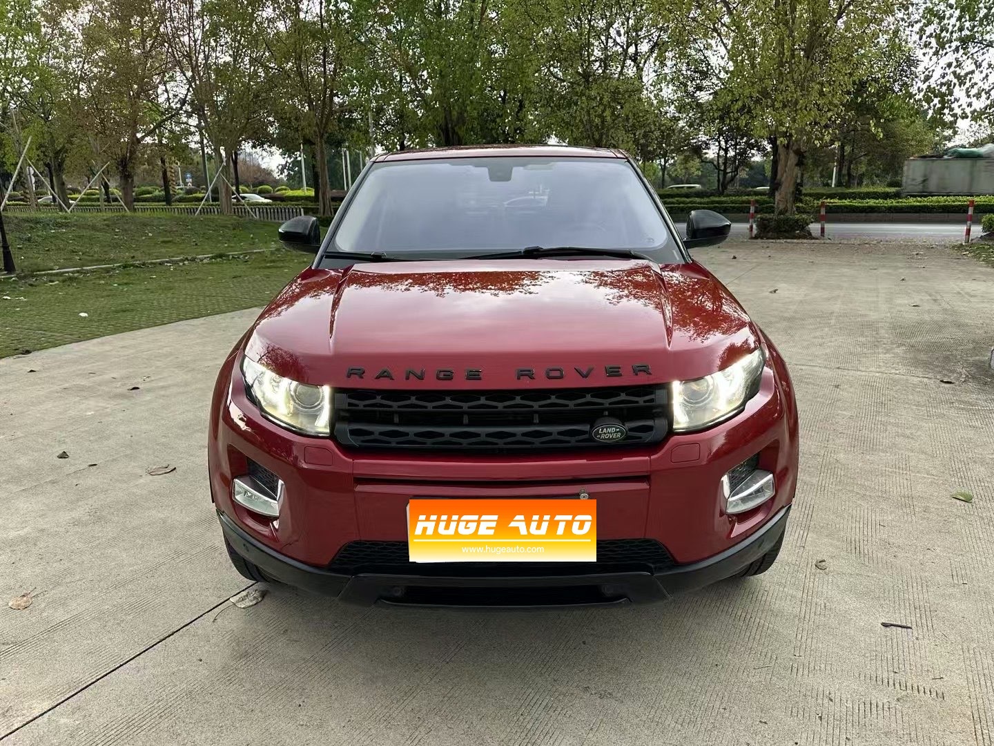 MY2015 Range Rover Evoque 2.0T 5-door Briliant Intelligent Version