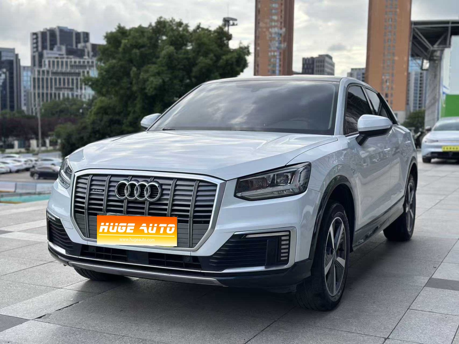 MY2019 Audi Q2L e-tron BEV Enjoy Version