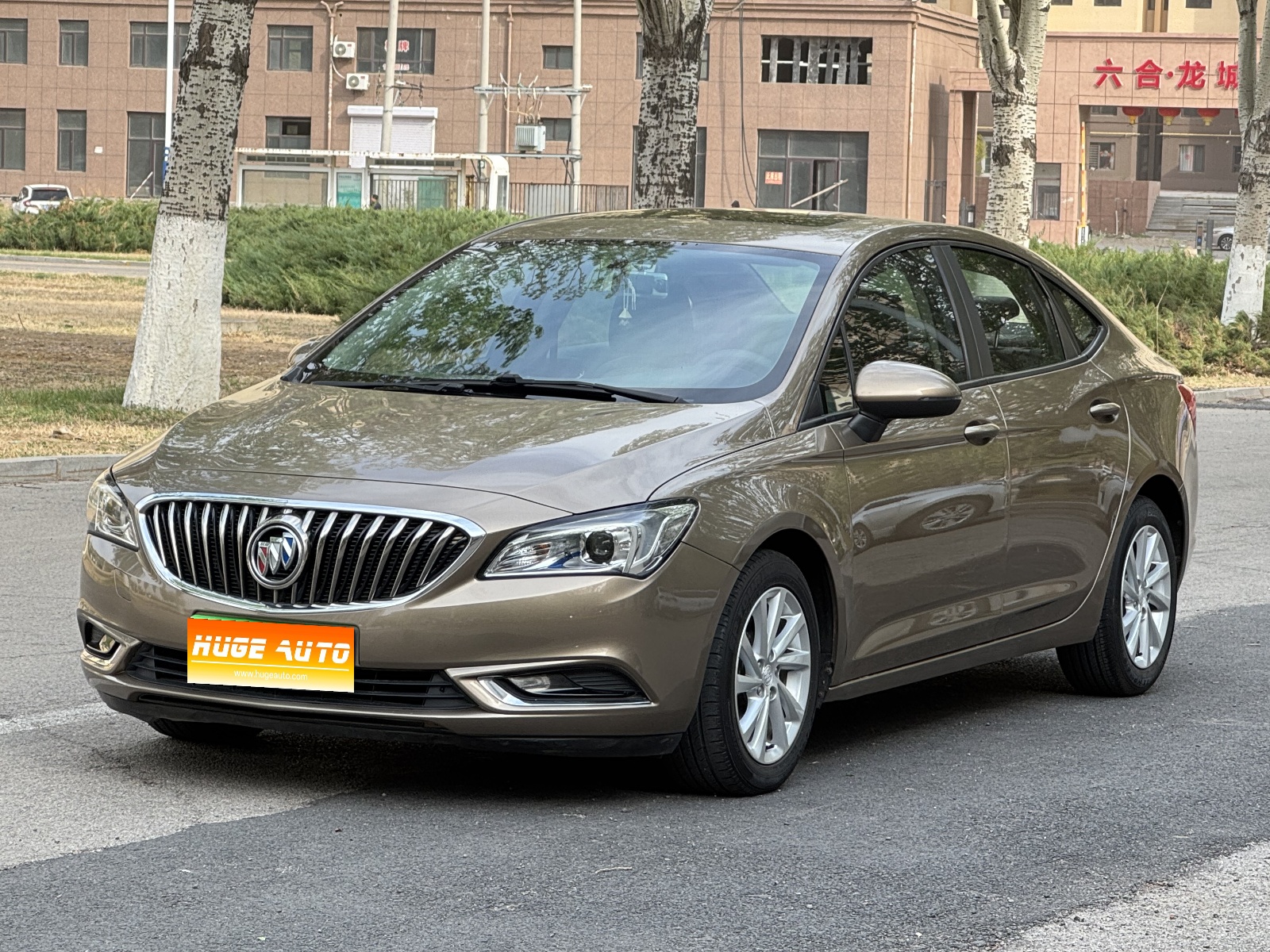 MY2019 Verano Sedan 15S AT Lead Version 