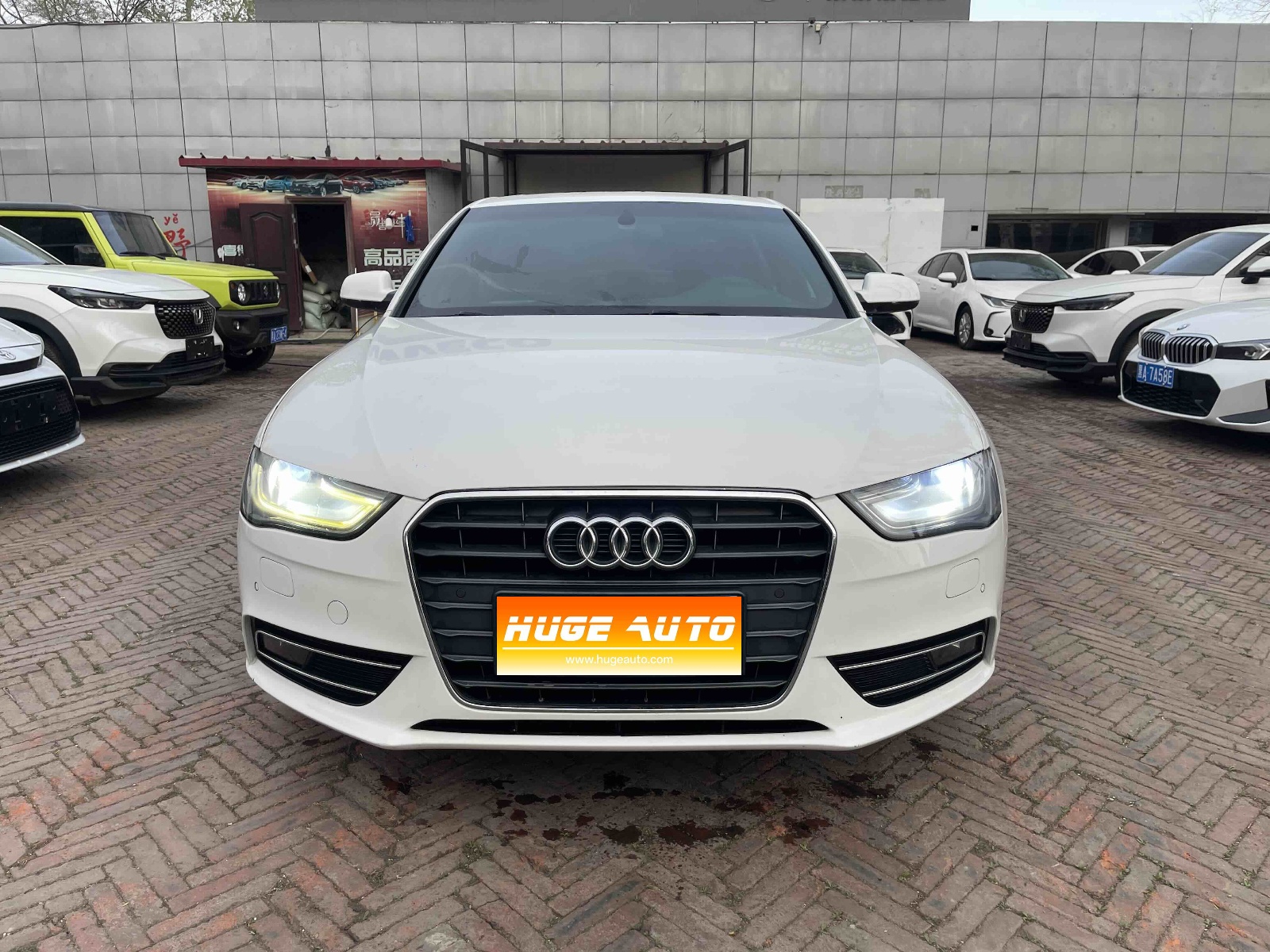 2013款 奥迪A4L 35 TFSI 自动舒适型