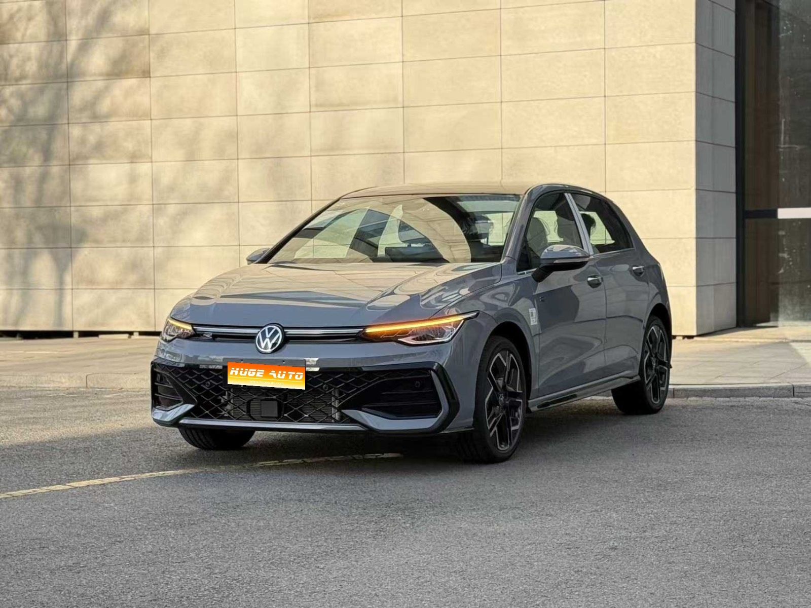 MY2025 Golf 300TSI R-Line